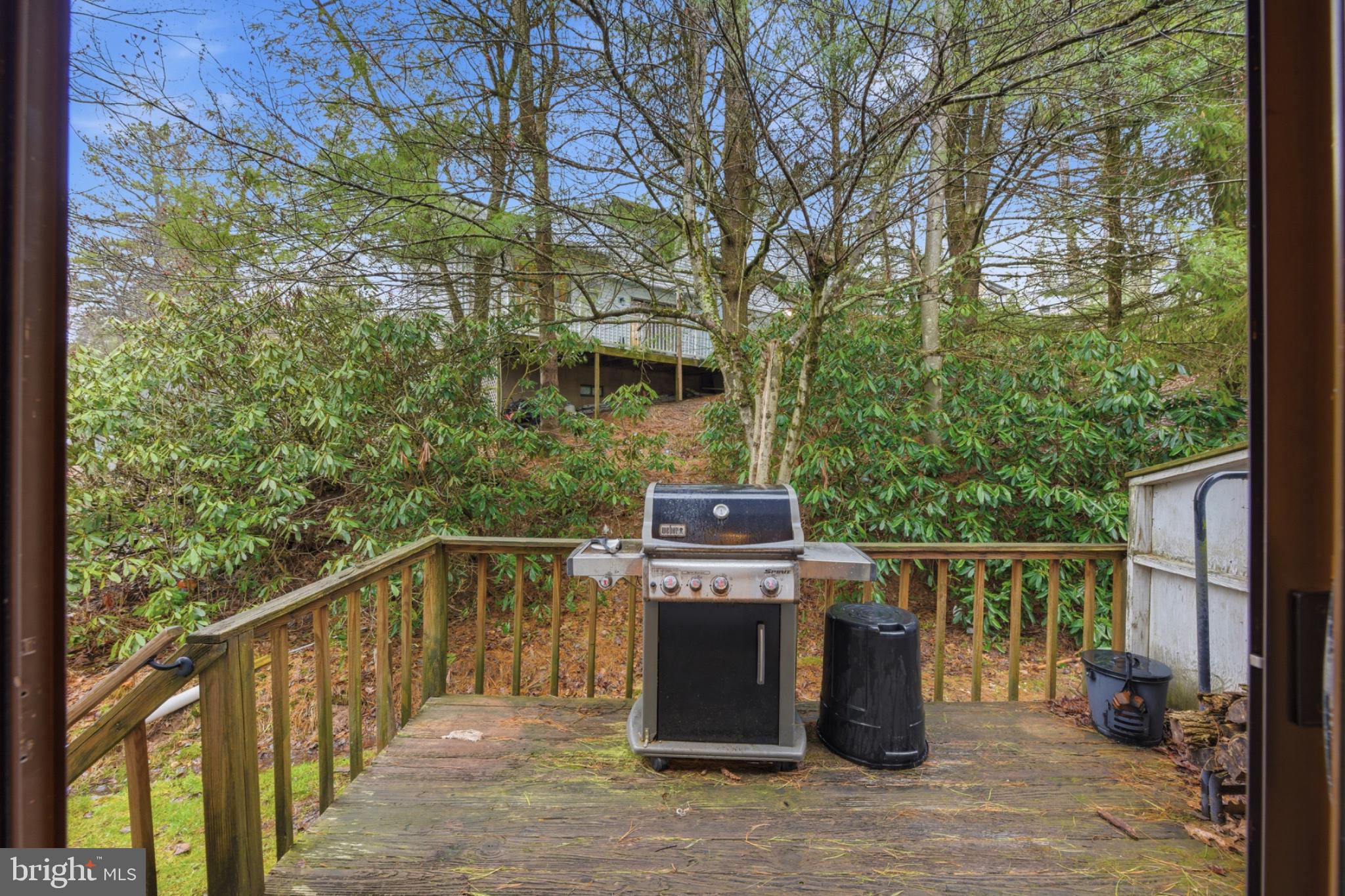 RIDGEWOOD CNTRY ESTS - Residential