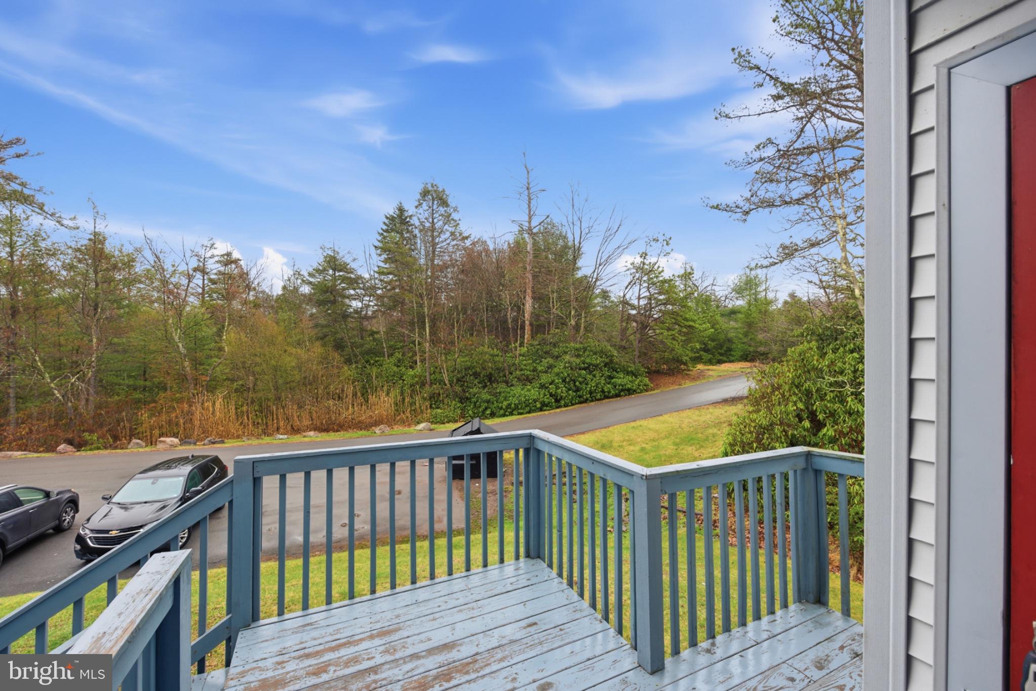 RIDGEWOOD CNTRY ESTS - Residential