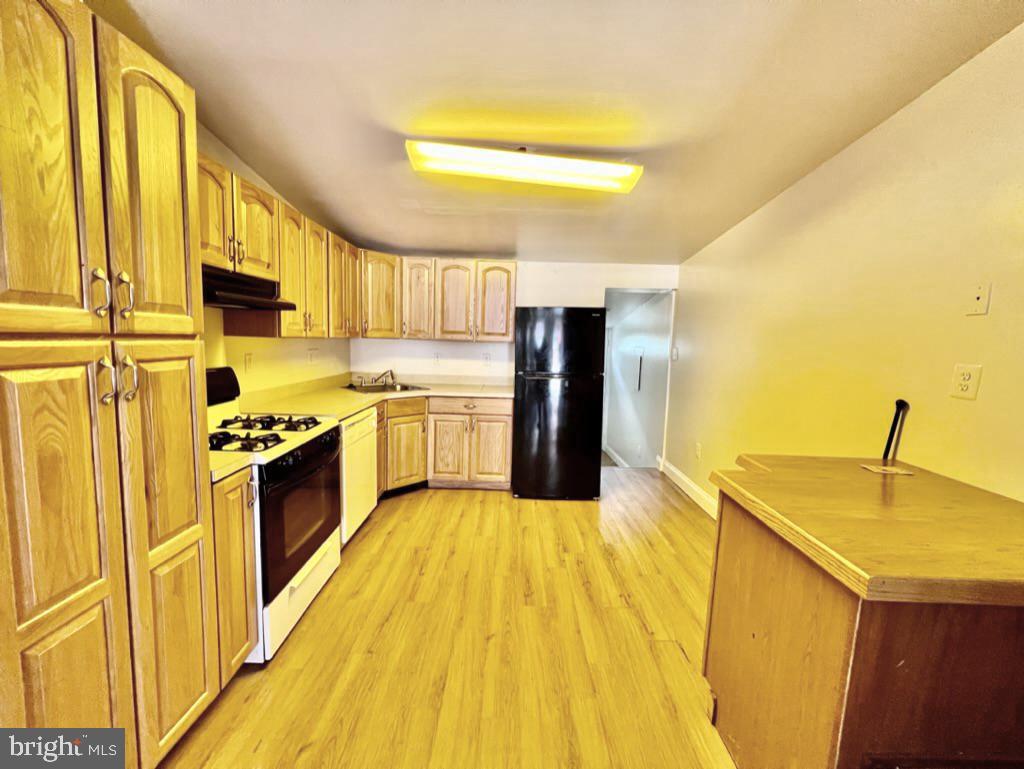 SOUTH BALTIMORE - Residential Lease