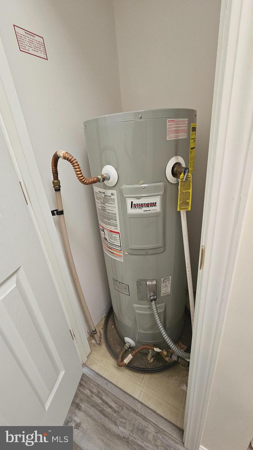 HYDE PARK - Residential