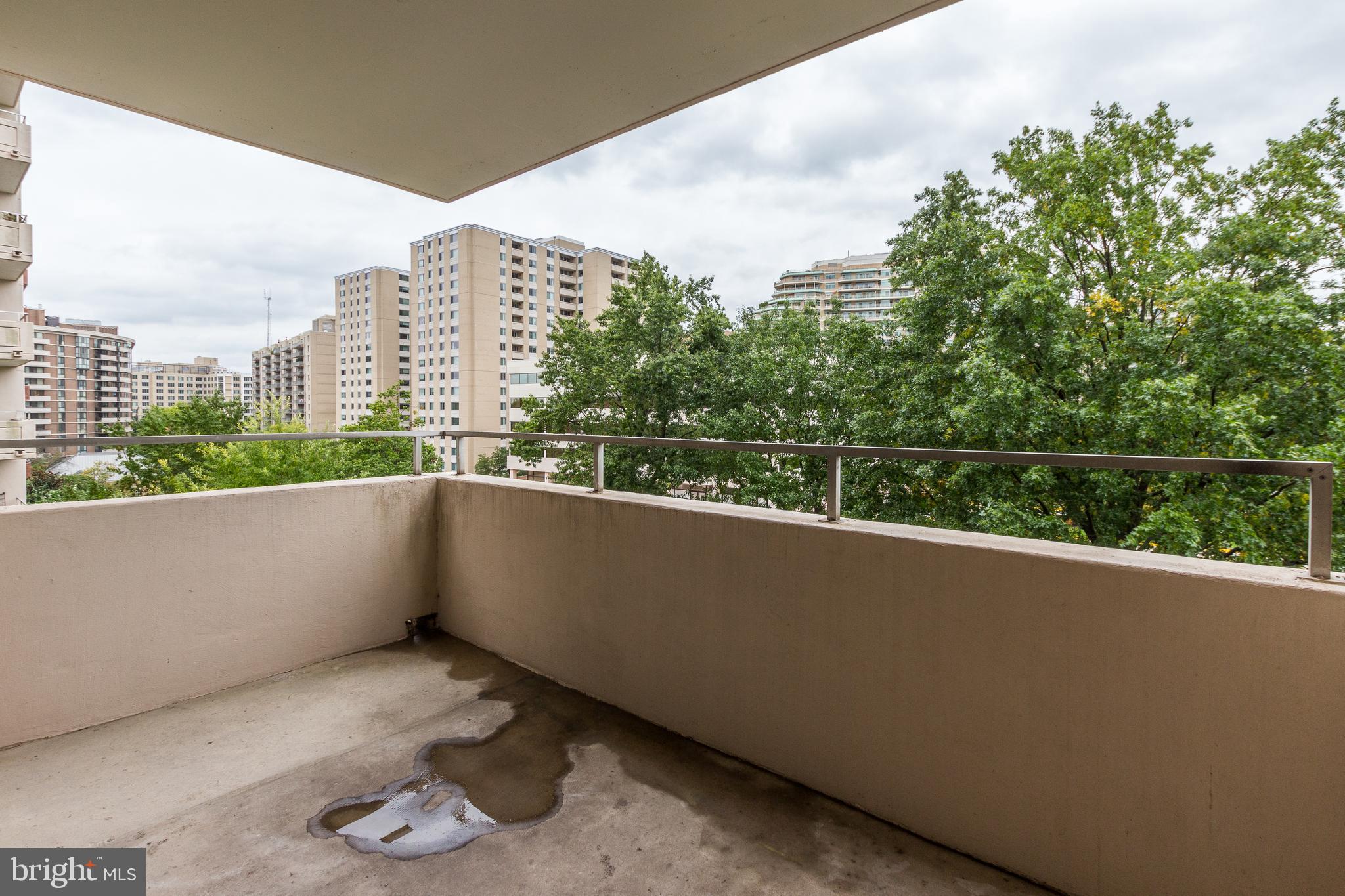 WILLOUGHBY OF CHEVY CHASE - Residential Lease