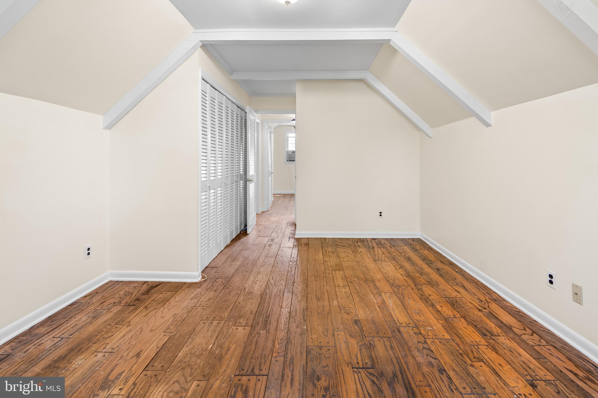 PARKVILLE - Residential
