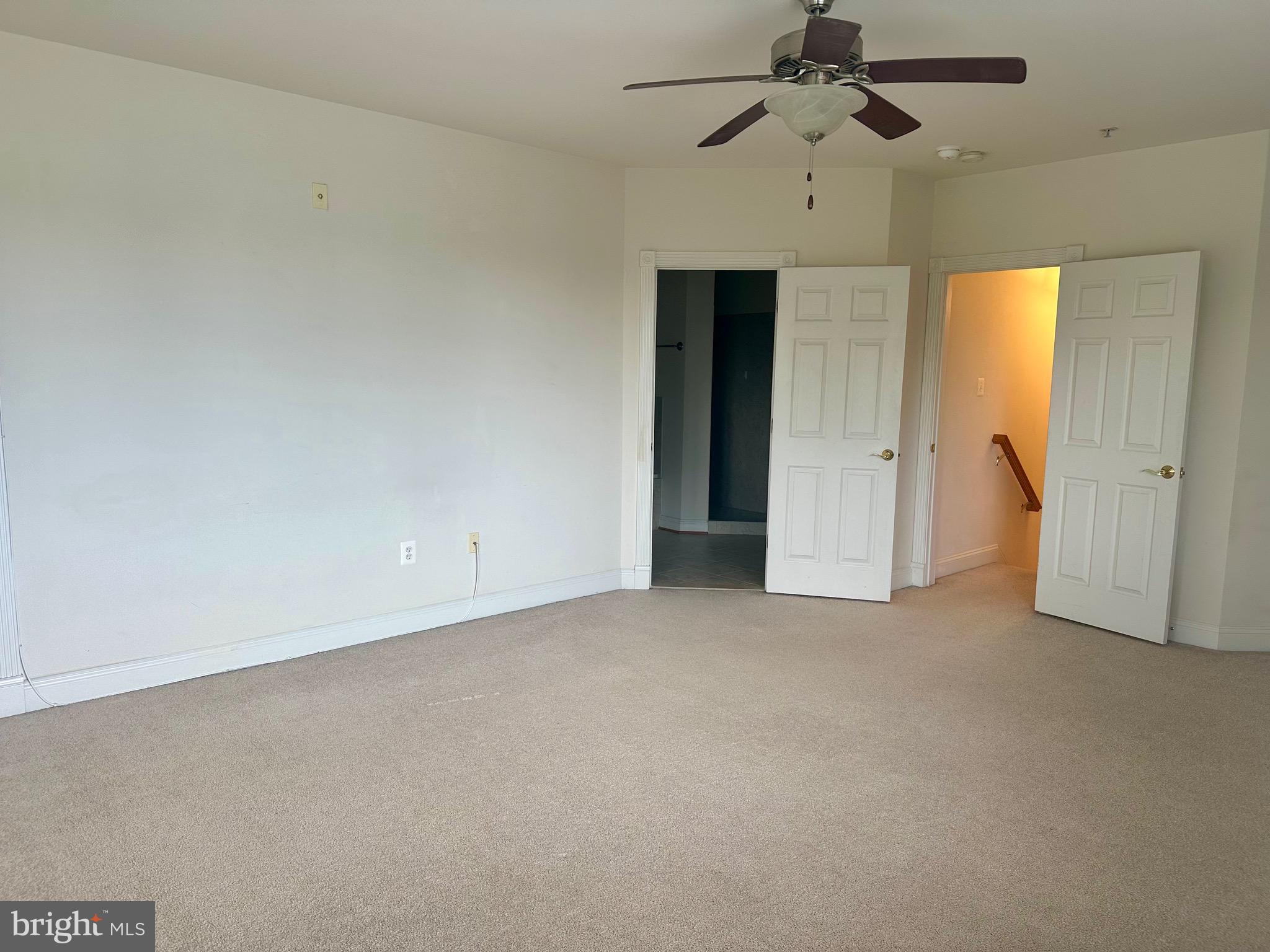 CENTENNIAL COMMONS - Residential Lease