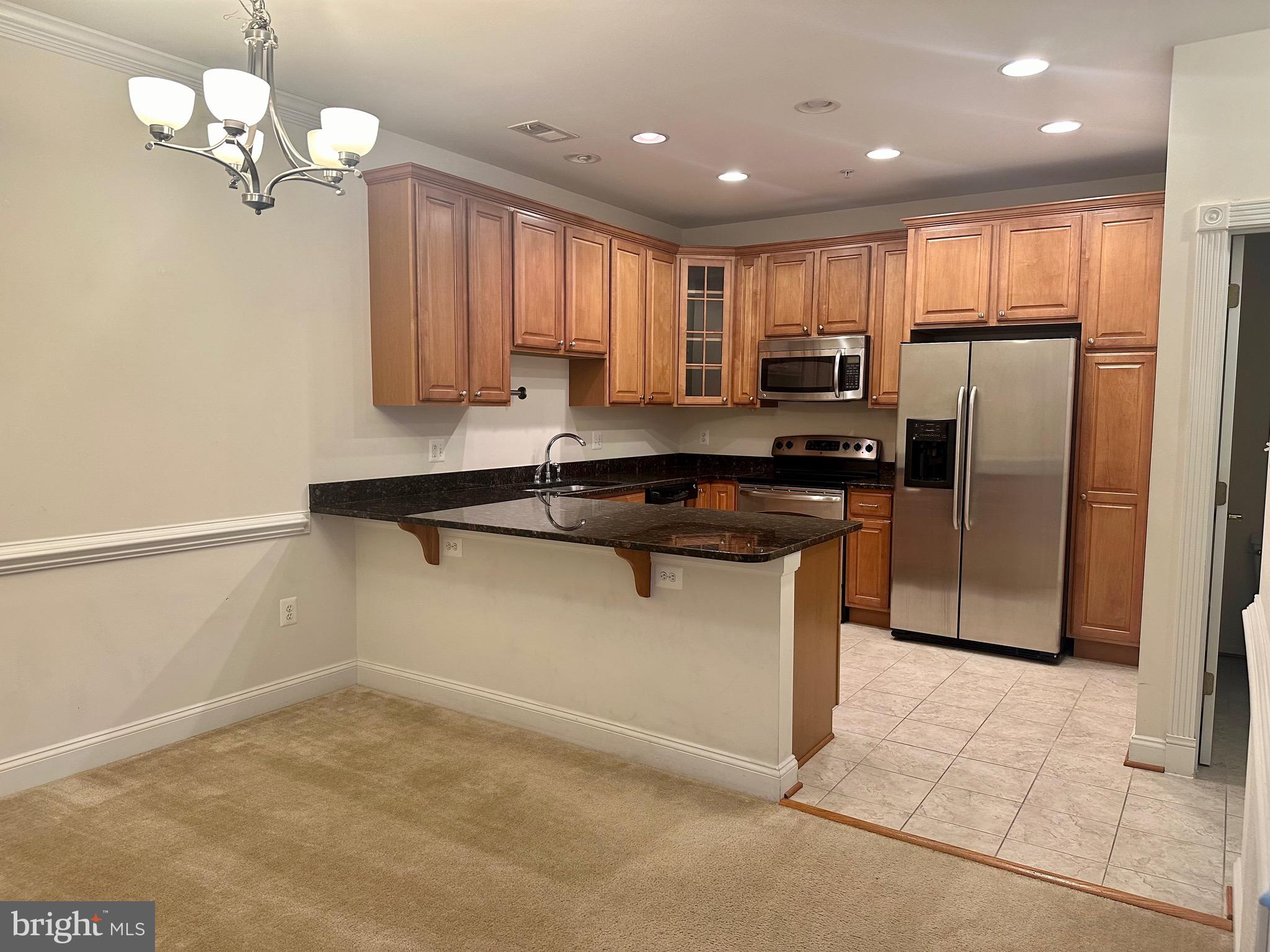 CENTENNIAL COMMONS - Residential Lease