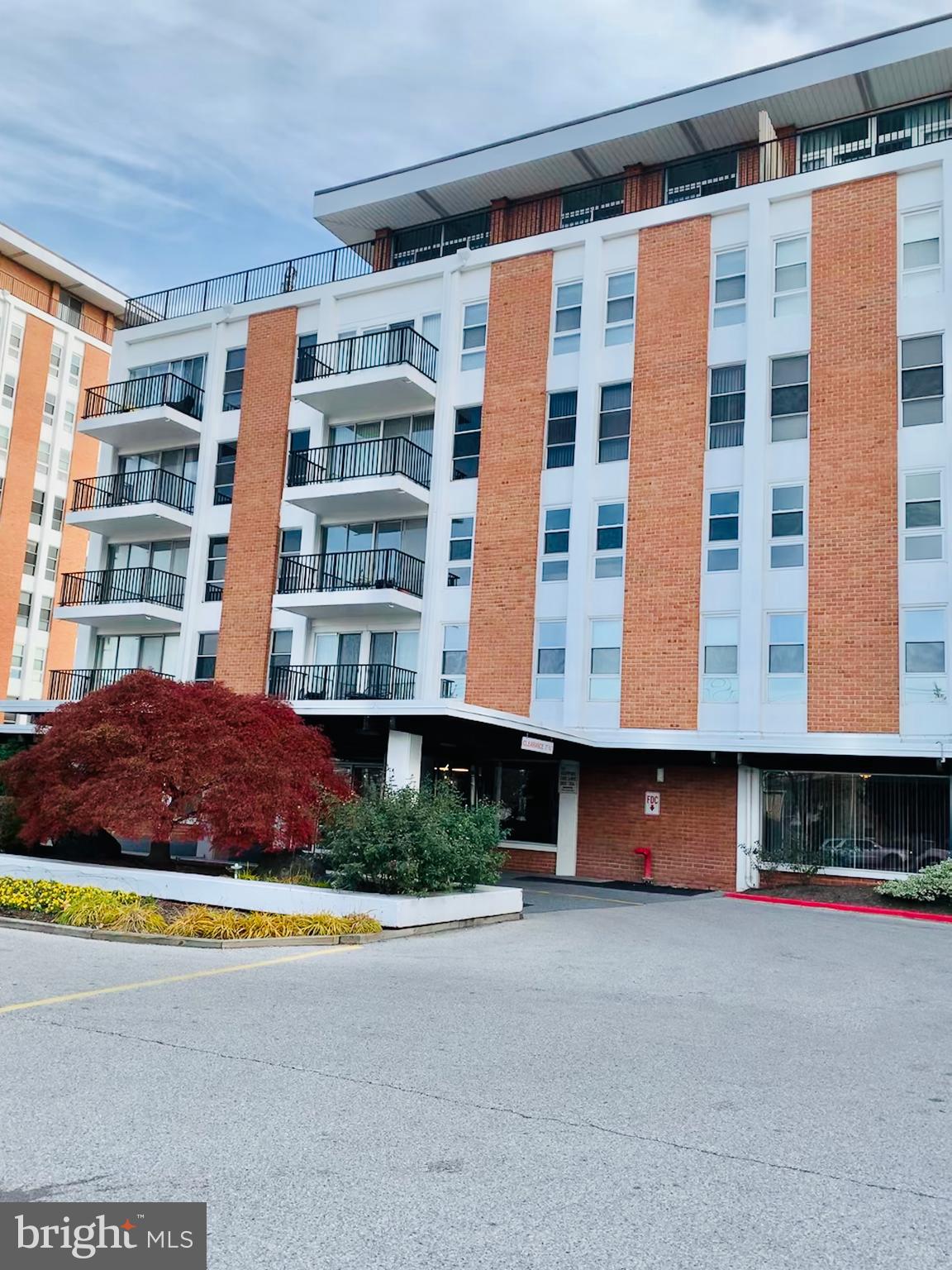 THE IMPERIAL - Residential