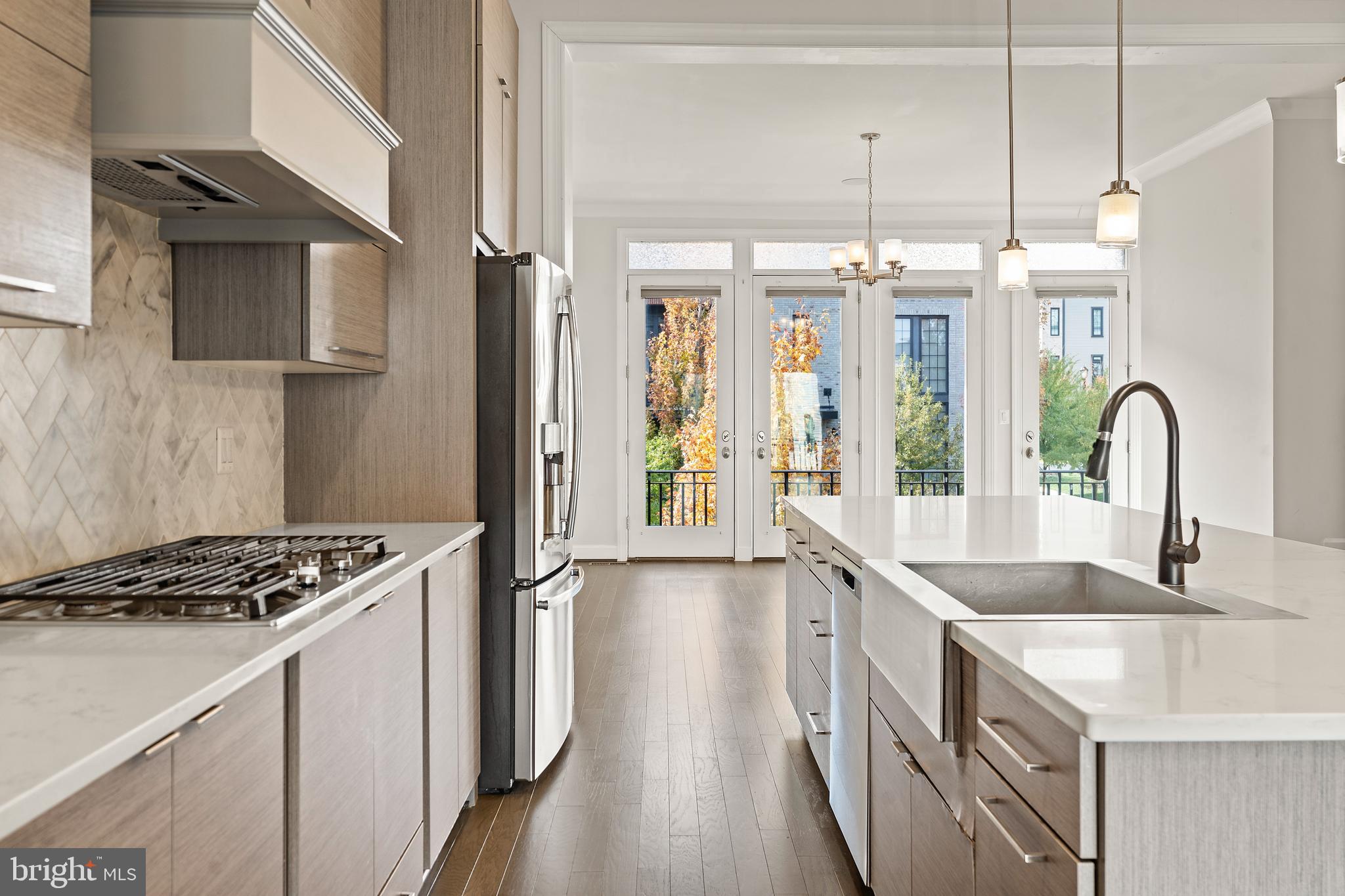 BRAMBLETON TOWN CENTER - Residential