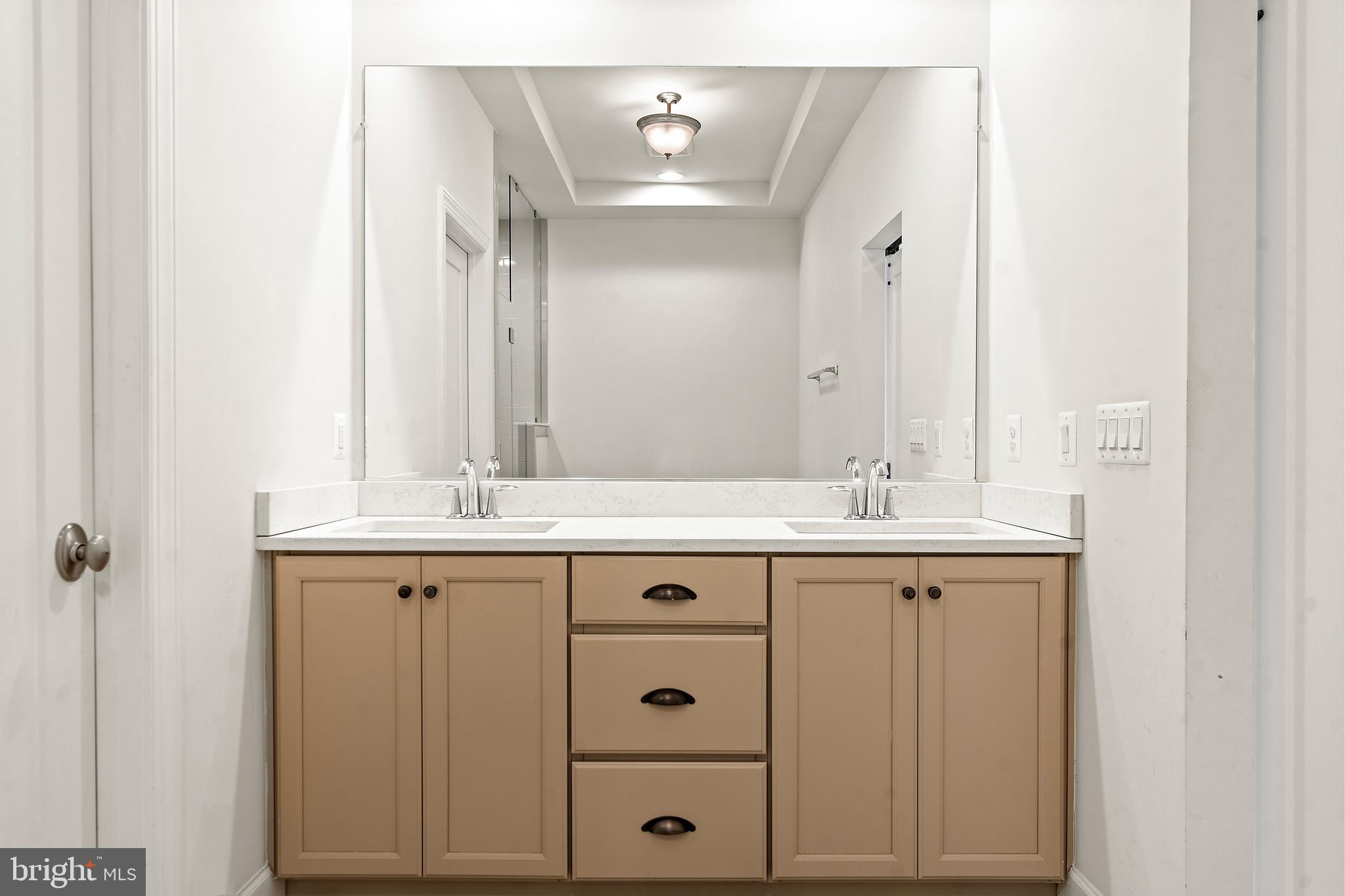 BRAMBLETON TOWN CENTER - Residential