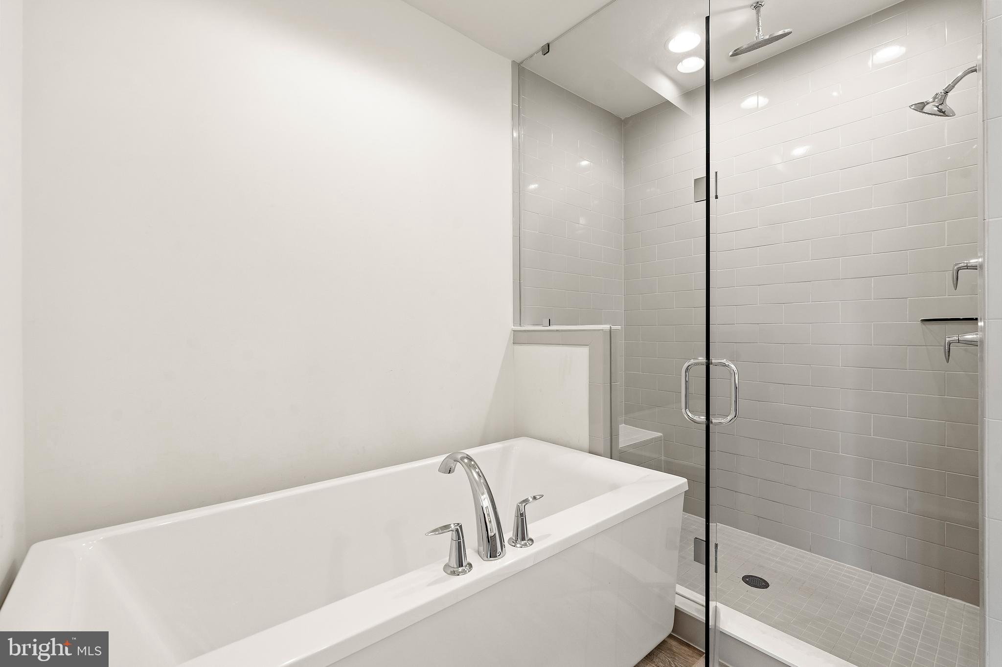 BRAMBLETON TOWN CENTER - Residential