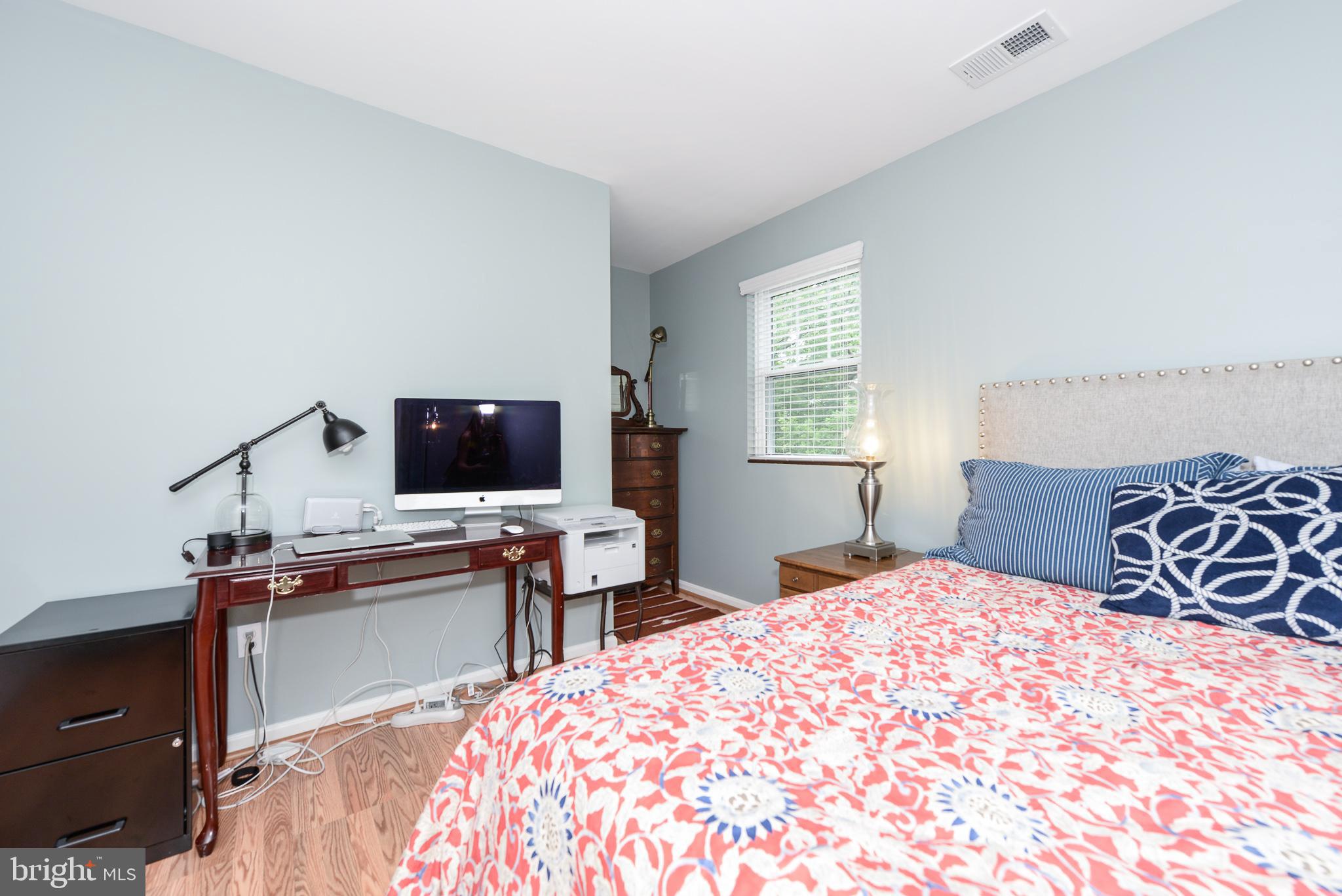 LYON PARK - Residential Lease