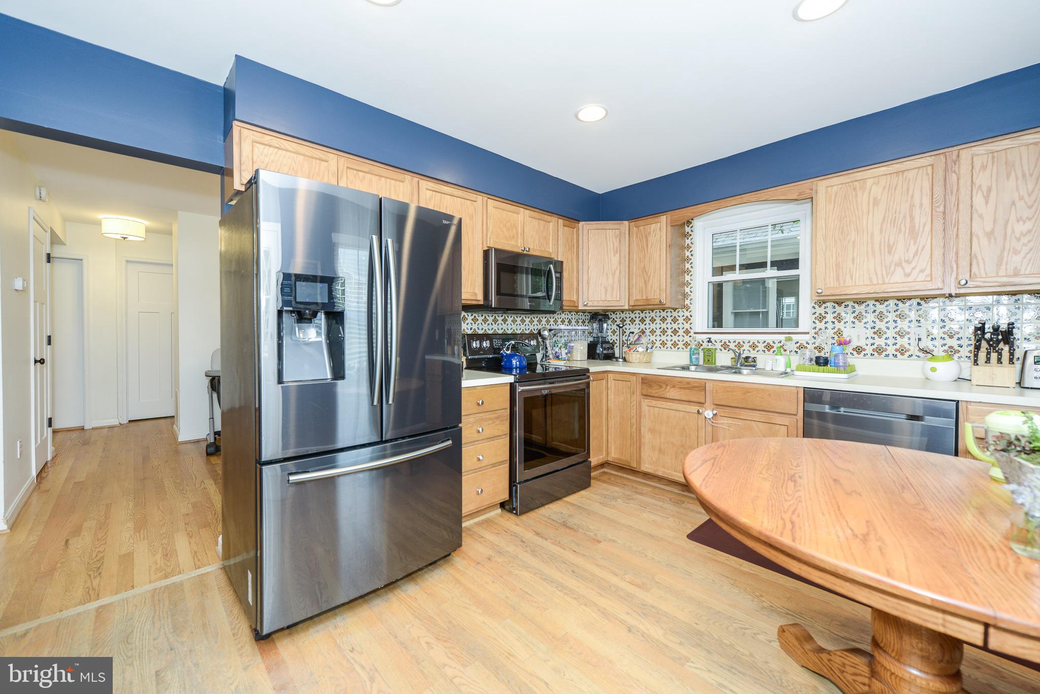 LYON PARK - Residential Lease