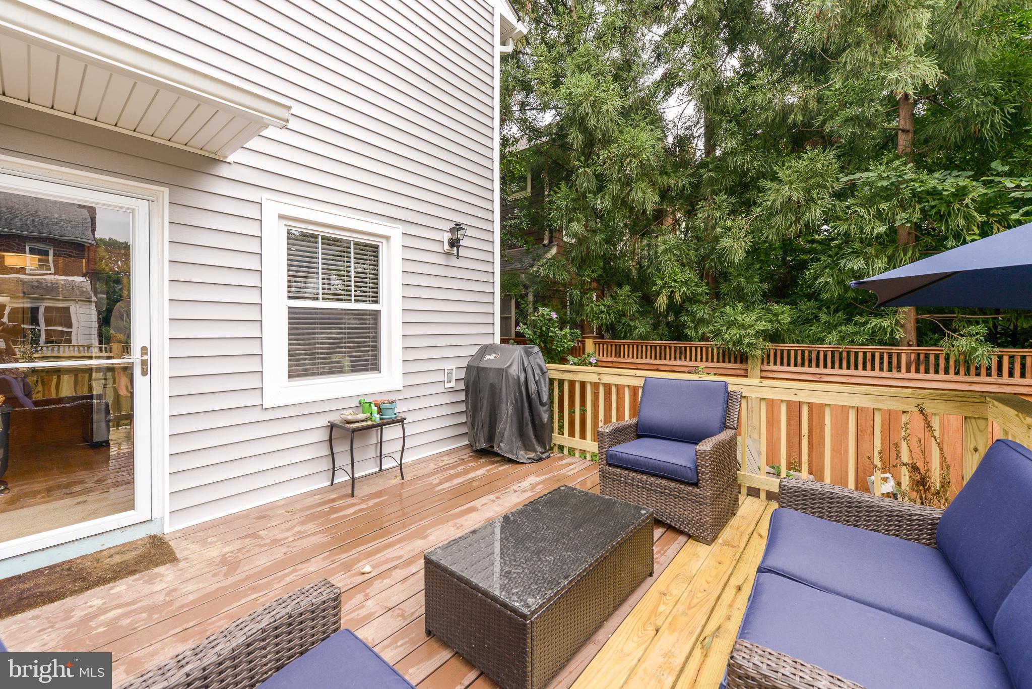 LYON PARK - Residential Lease