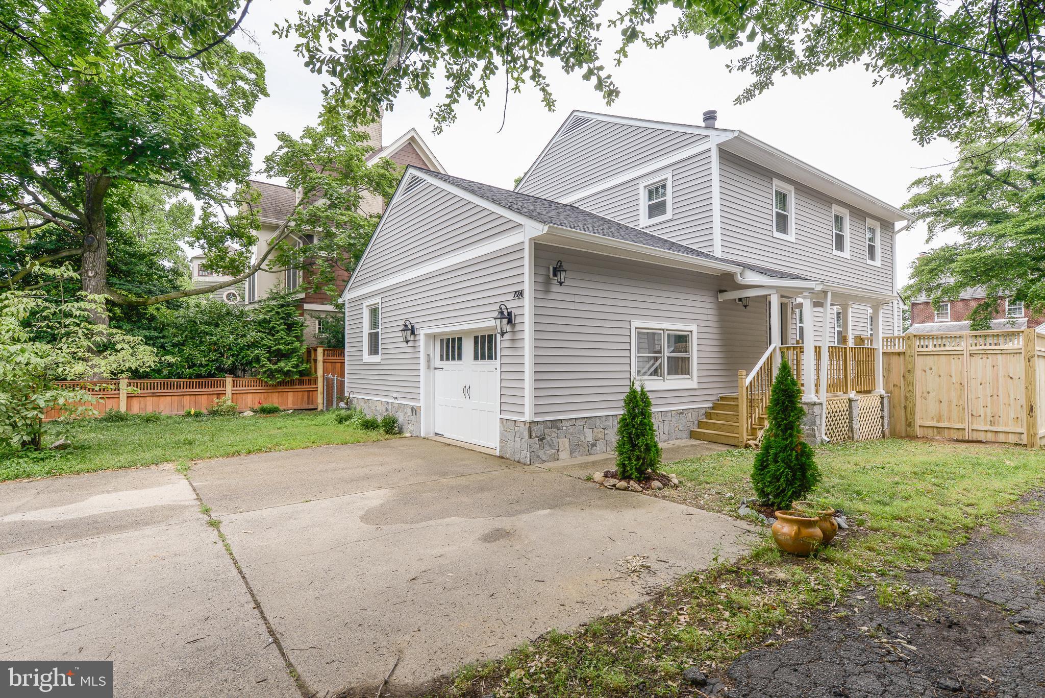 LYON PARK - Residential Lease