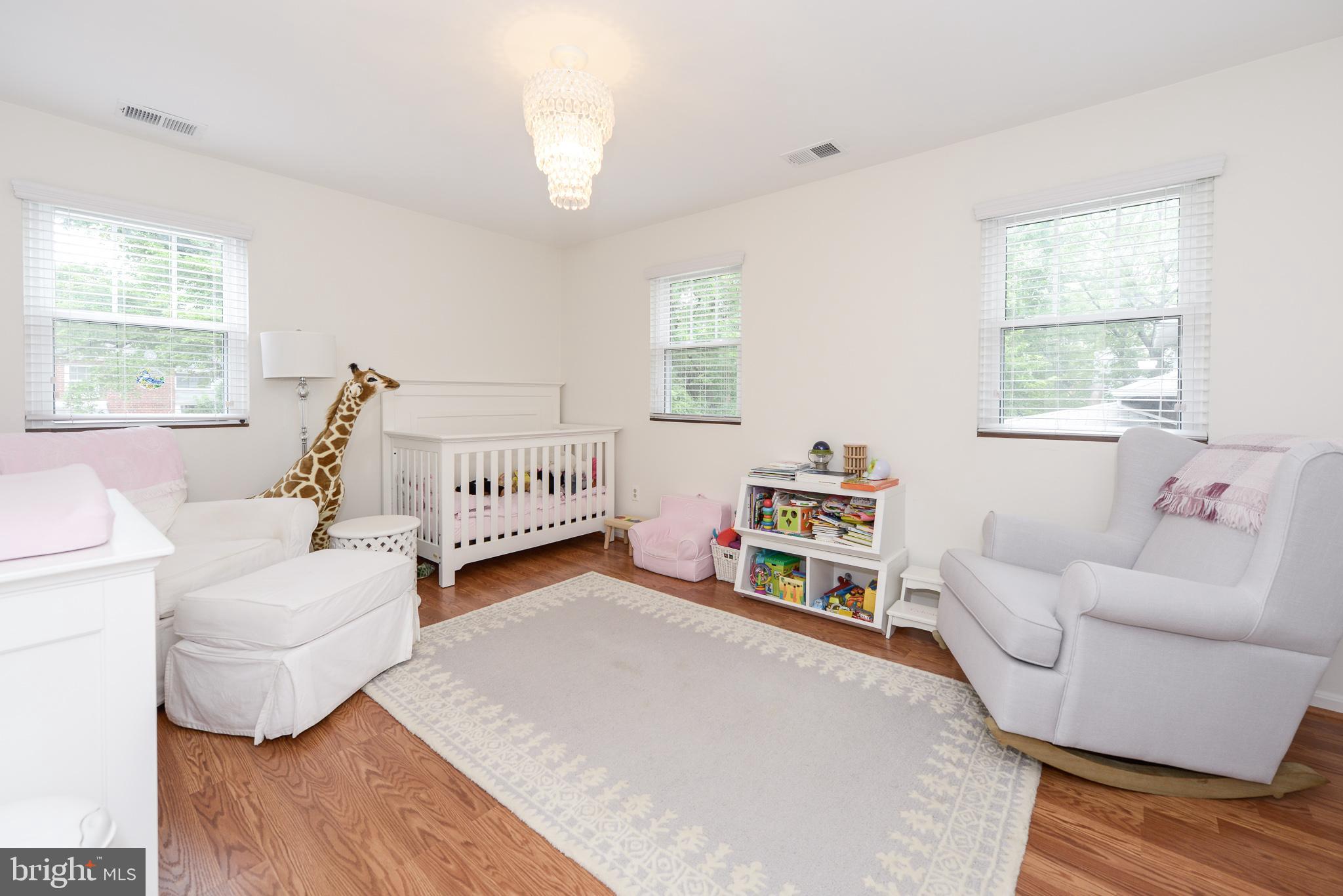 LYON PARK - Residential Lease