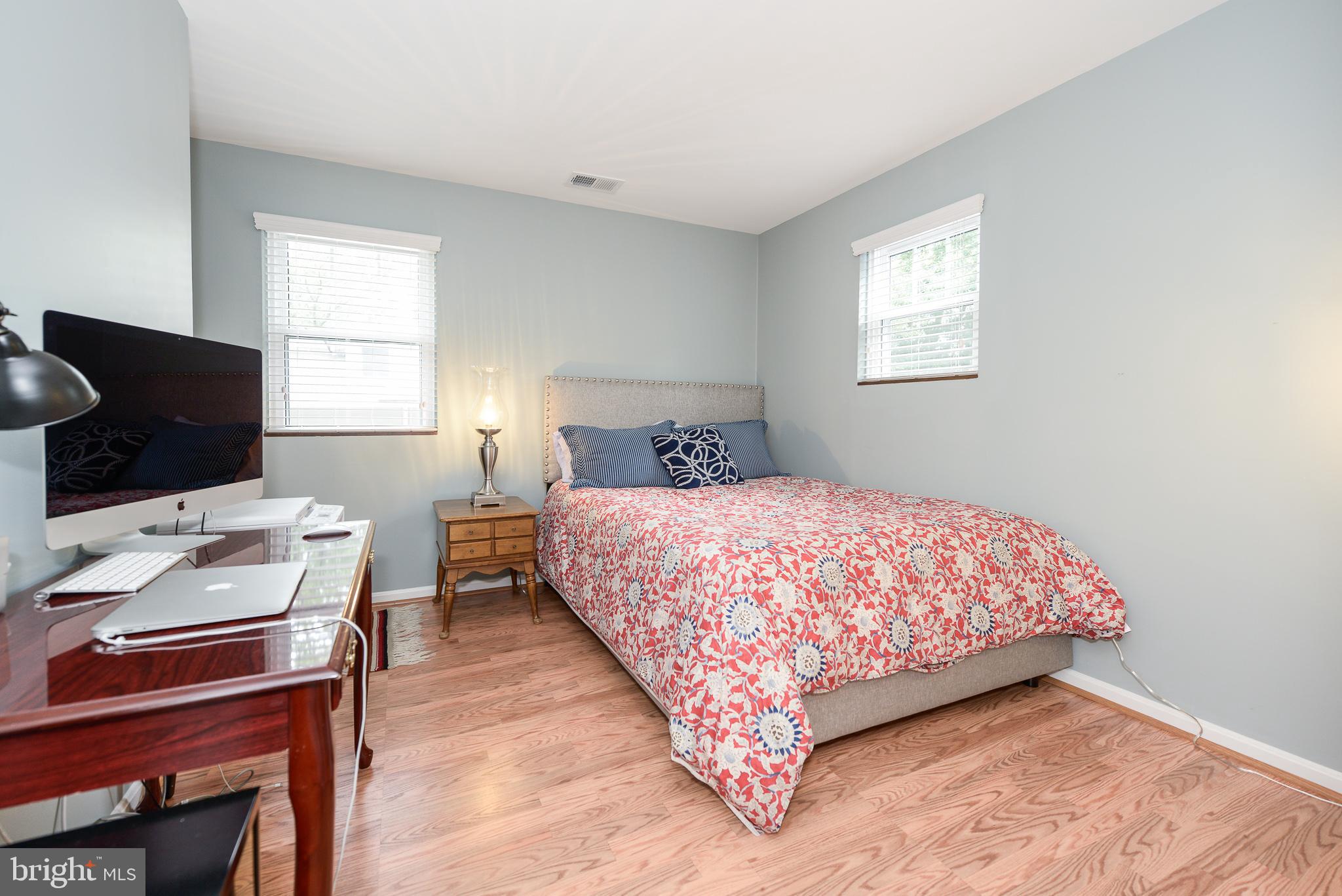 LYON PARK - Residential Lease