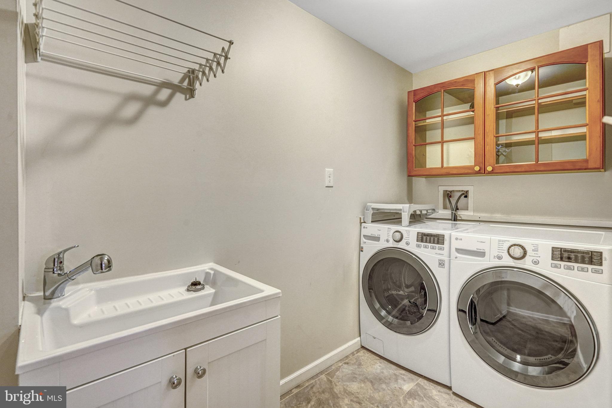 MC LEAN HAMLET - Residential