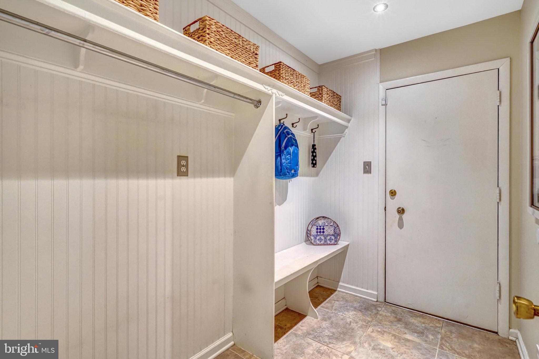 MC LEAN HAMLET - Residential