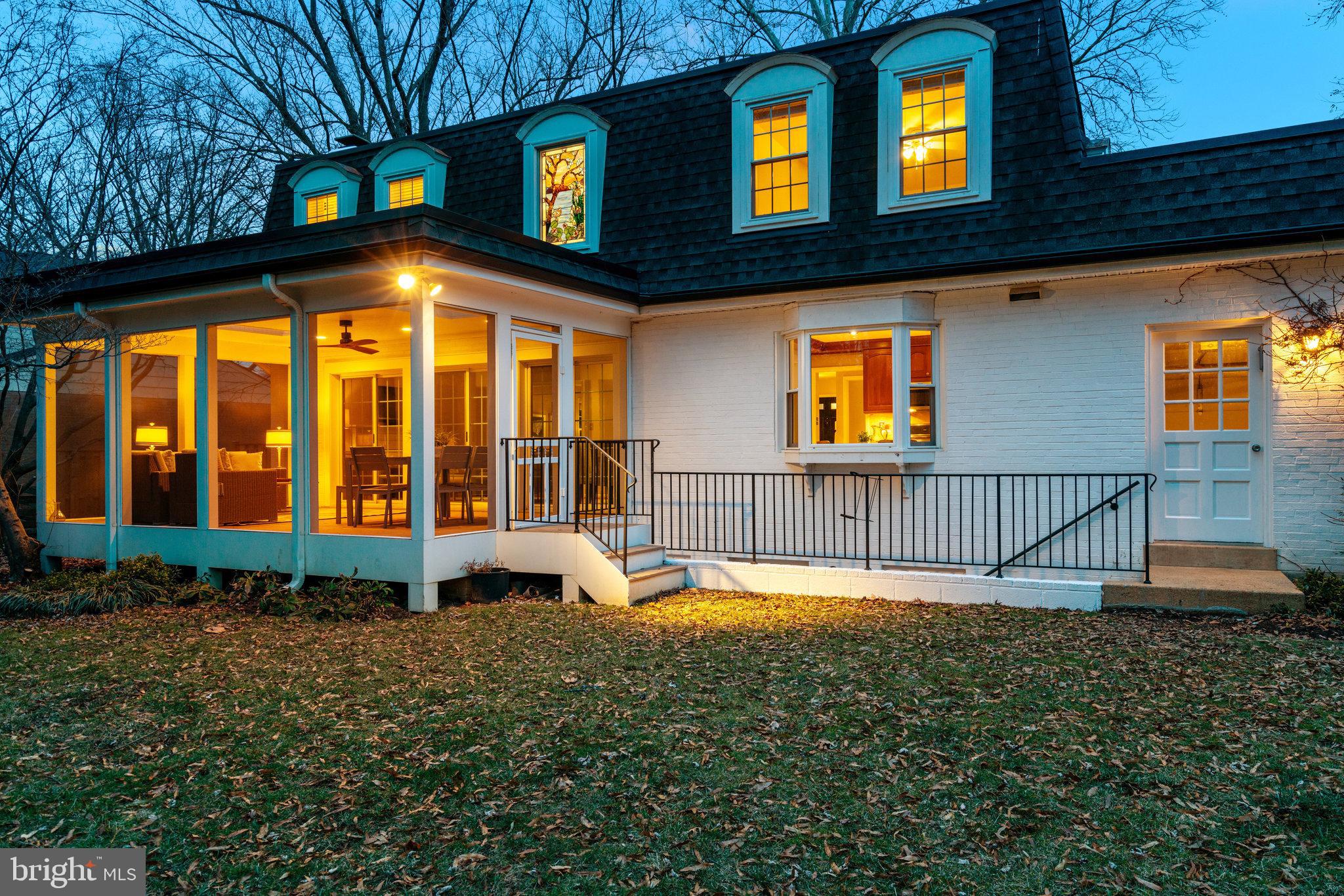 MC LEAN HAMLET - Residential