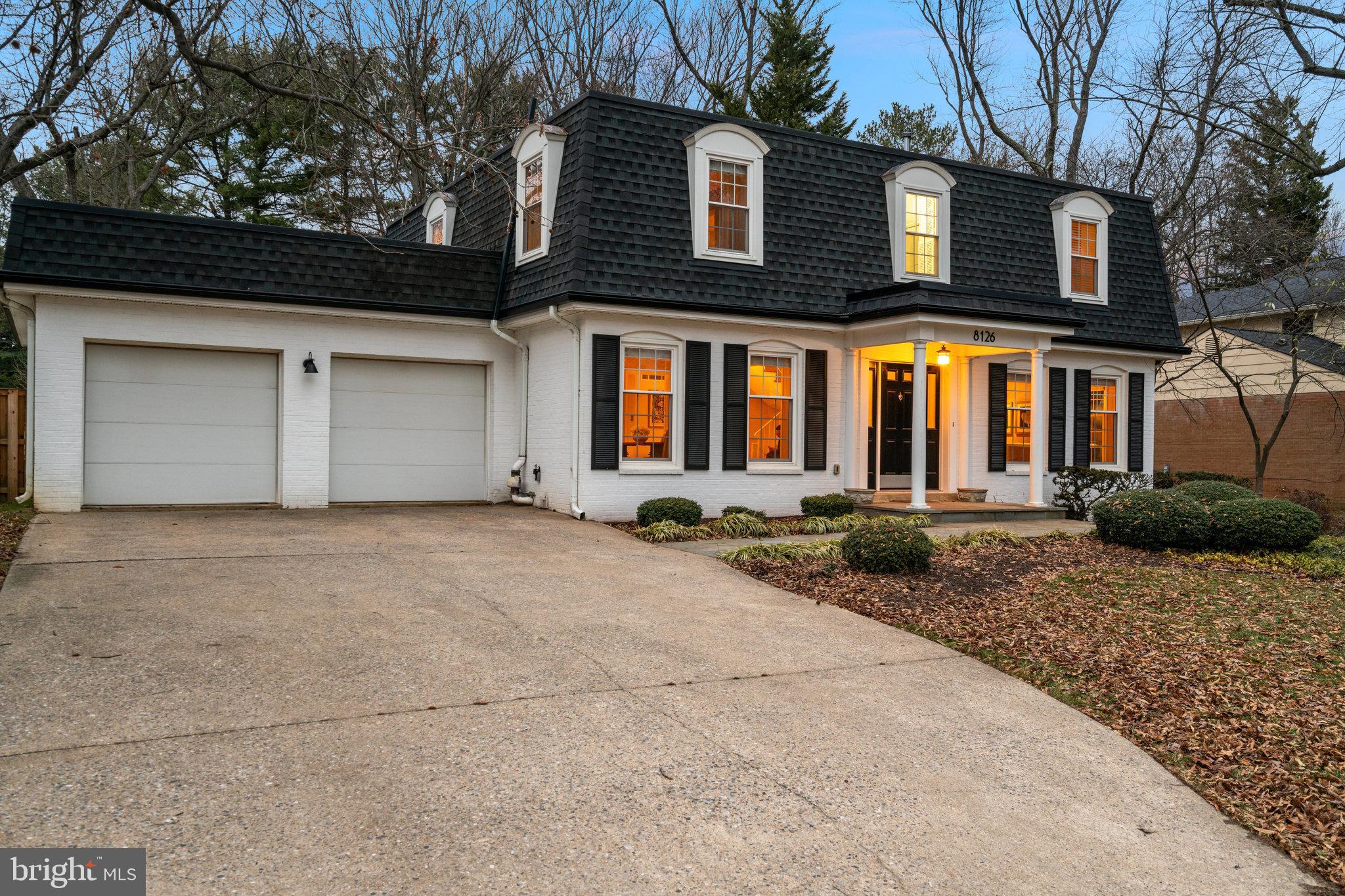 MC LEAN HAMLET - Residential