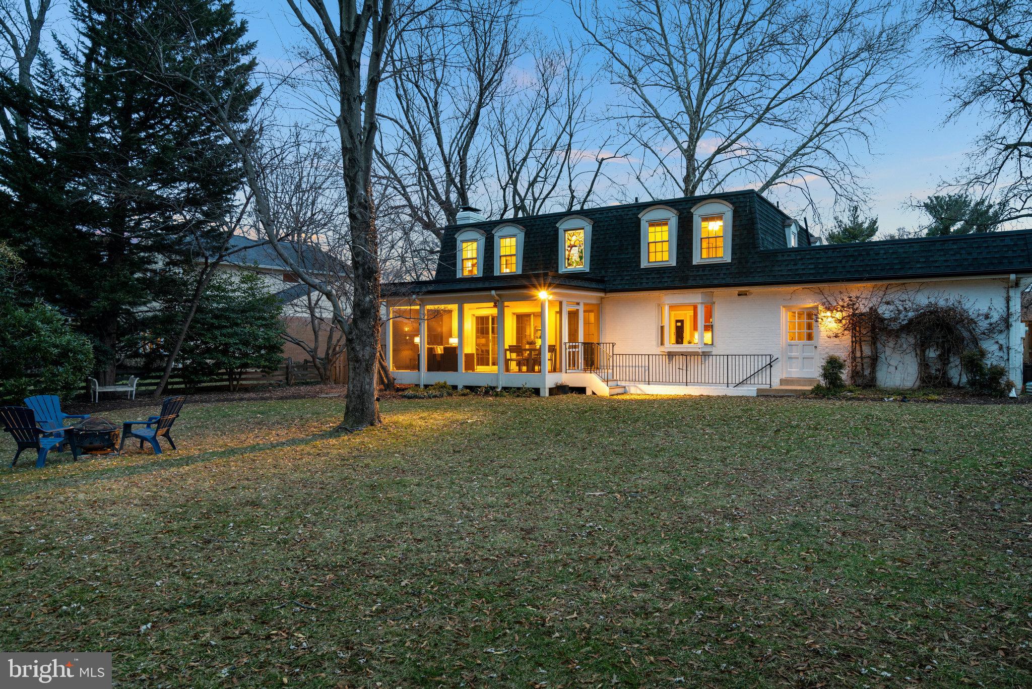 MC LEAN HAMLET - Residential