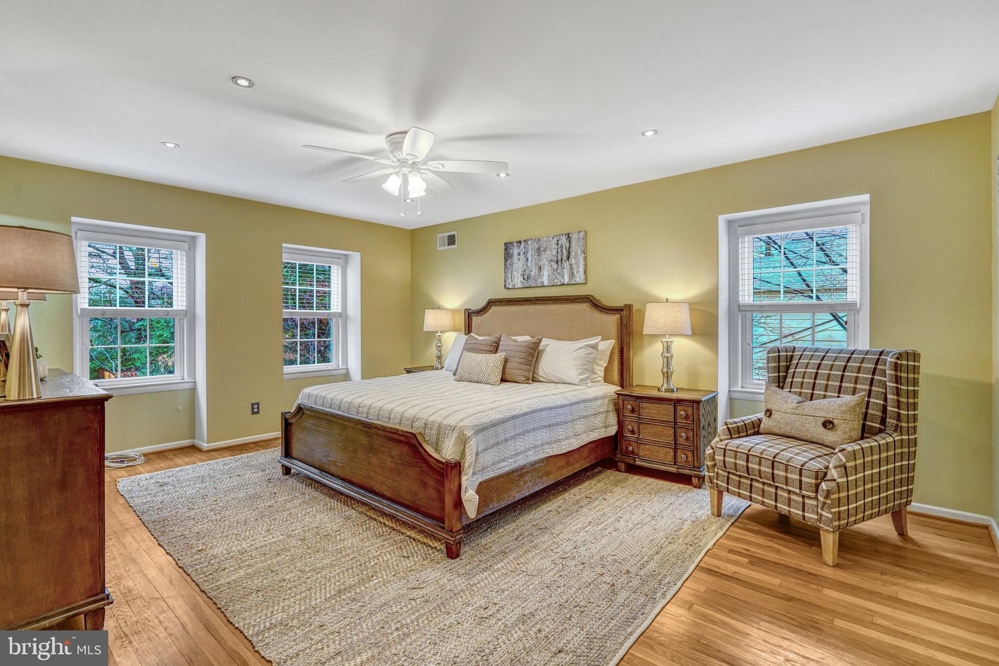 MC LEAN HAMLET - Residential