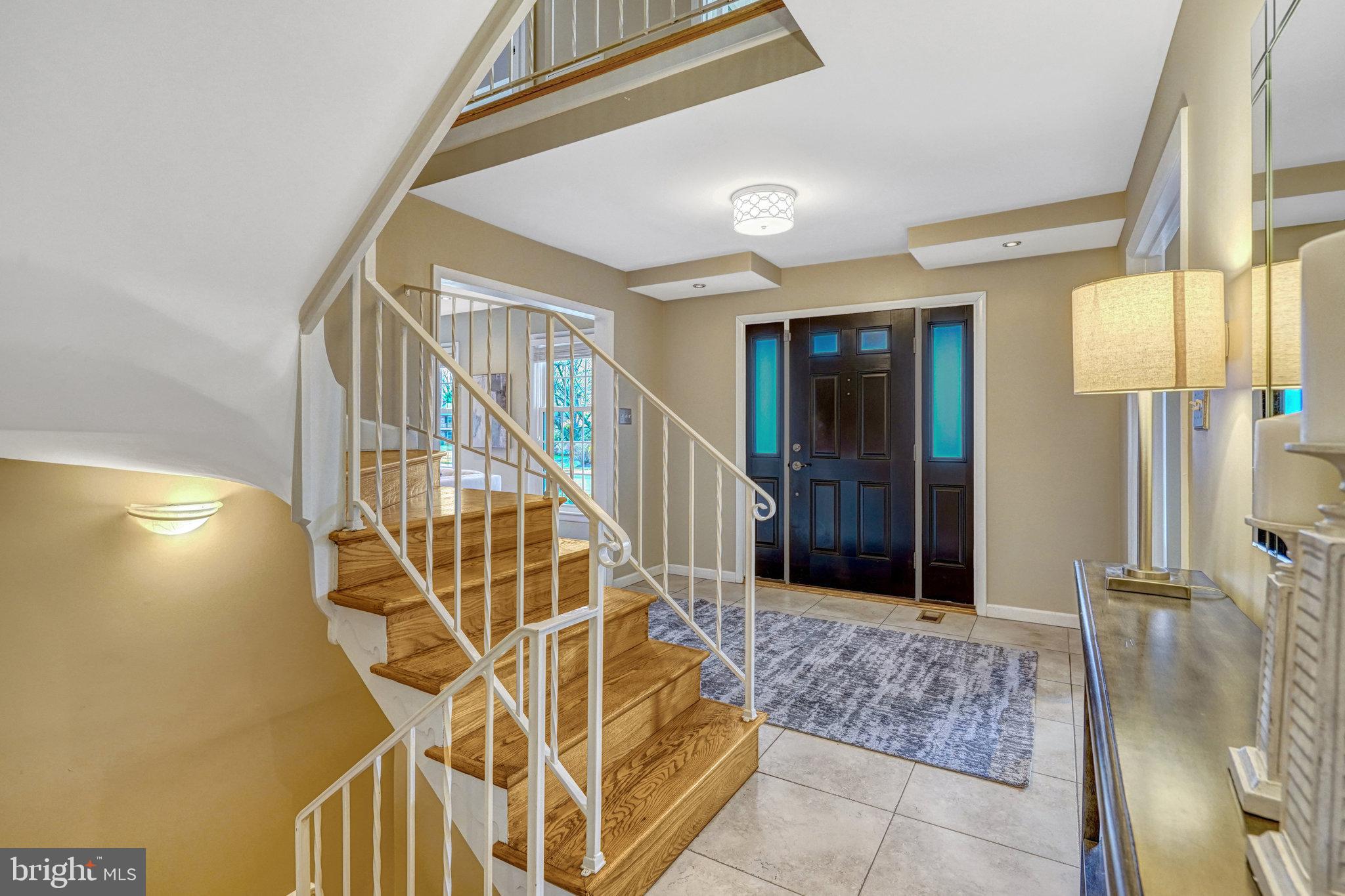 MC LEAN HAMLET - Residential