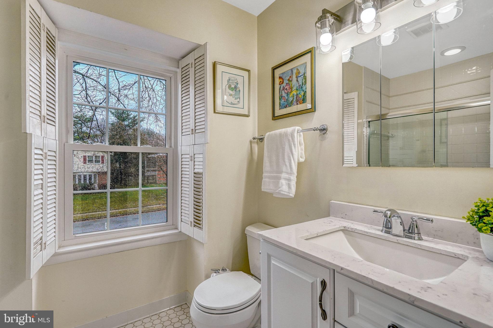 MC LEAN HAMLET - Residential