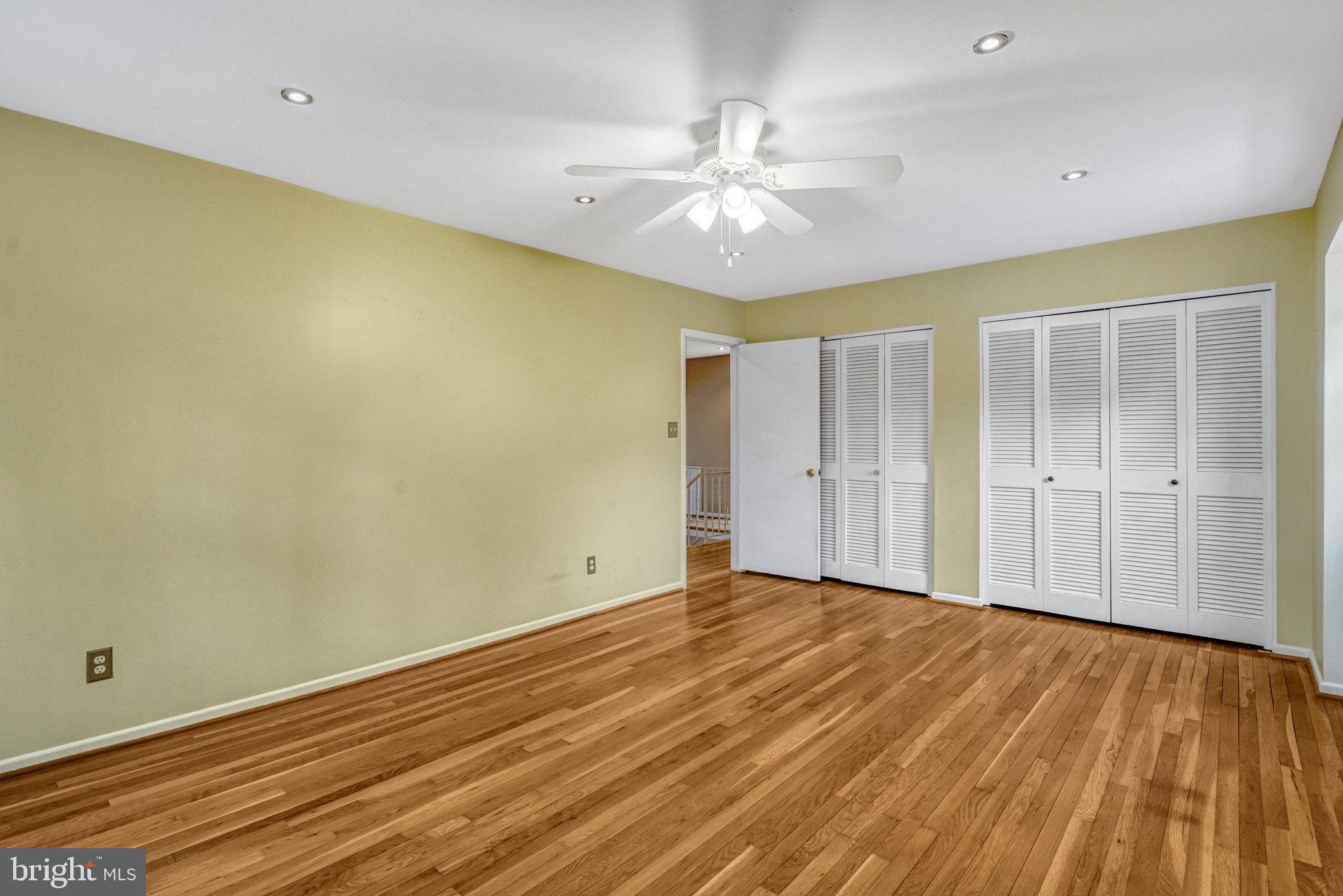 MC LEAN HAMLET - Residential