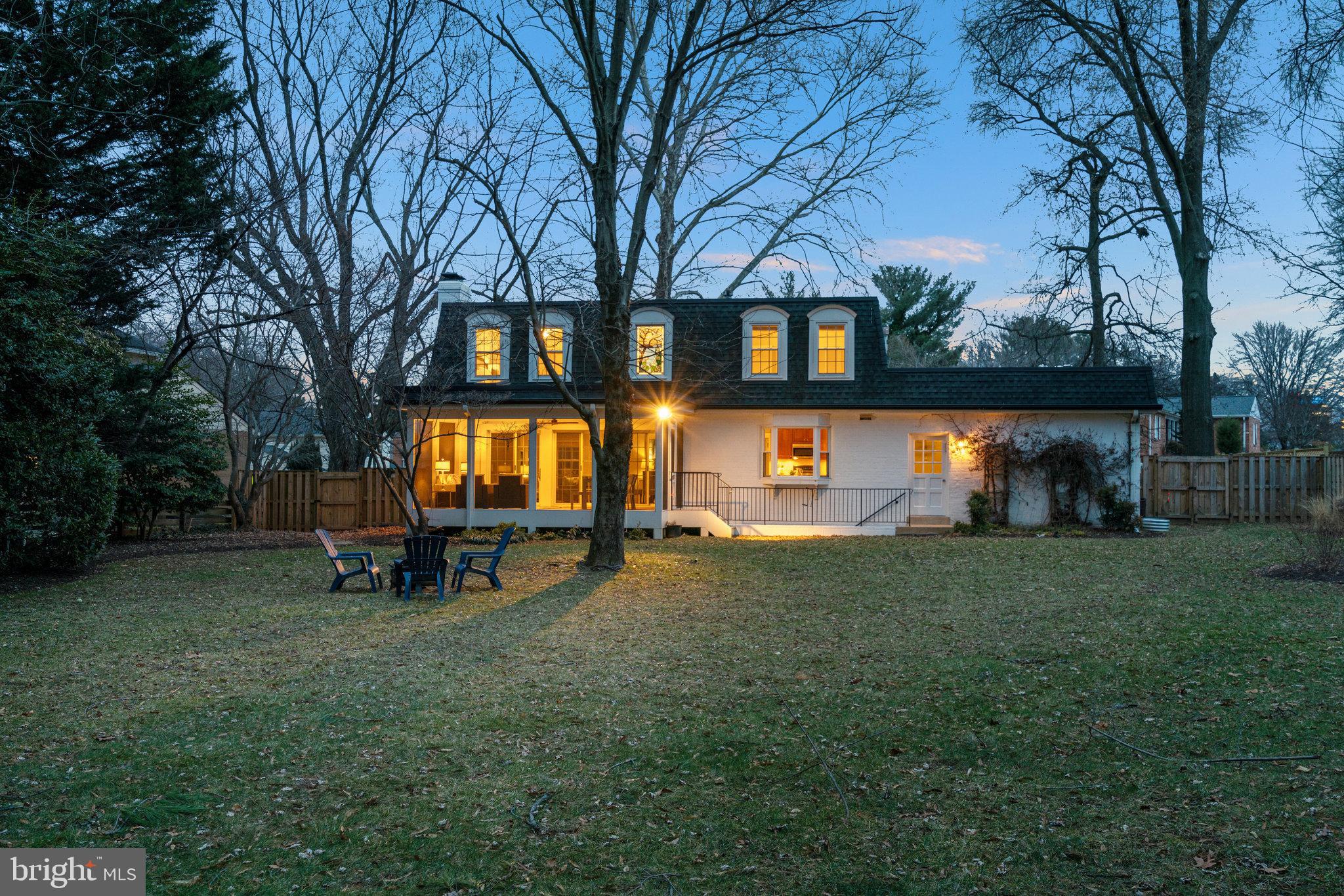 MC LEAN HAMLET - Residential