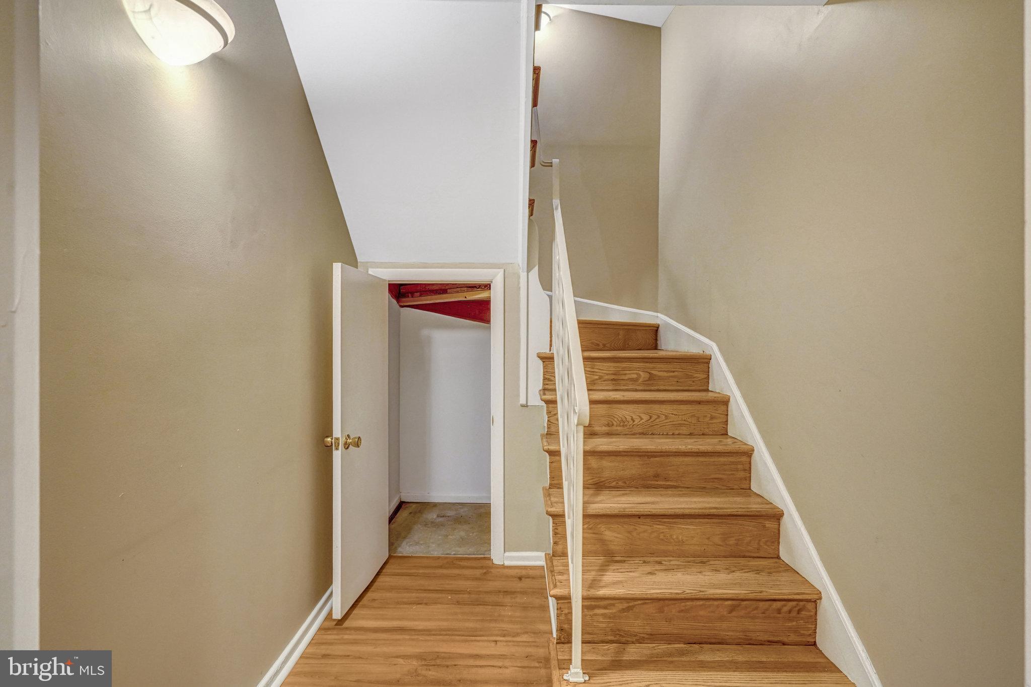 MC LEAN HAMLET - Residential