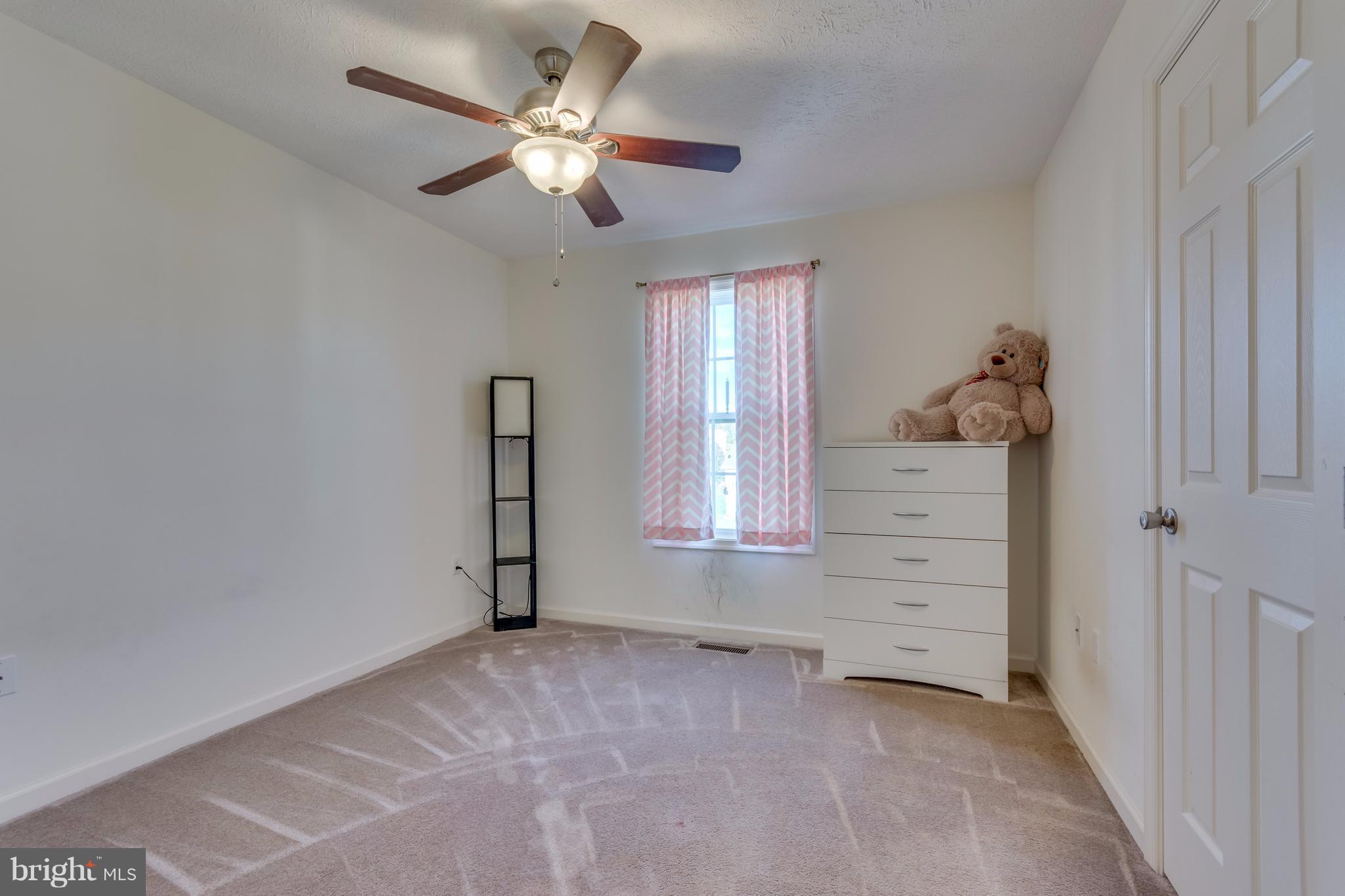 PEBBLE RIDGE - Residential