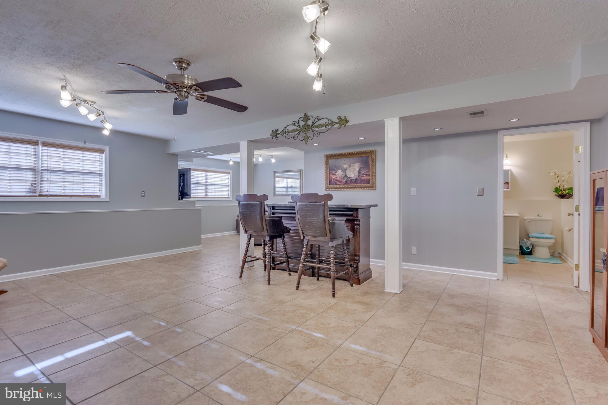 PEBBLE RIDGE - Residential