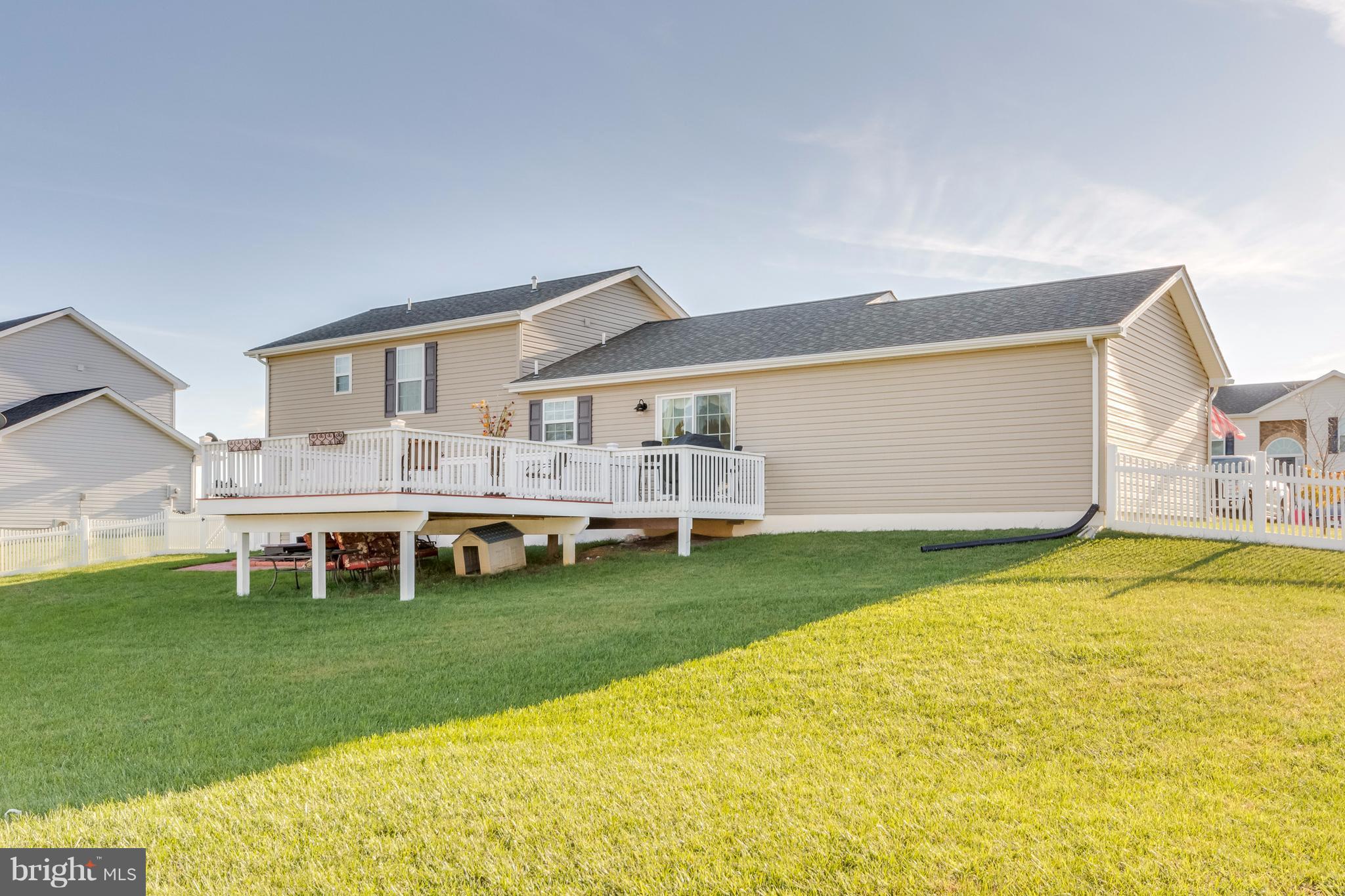 PEBBLE RIDGE - Residential