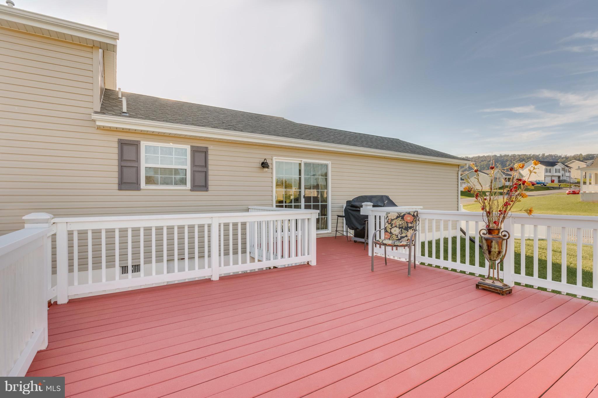 PEBBLE RIDGE - Residential