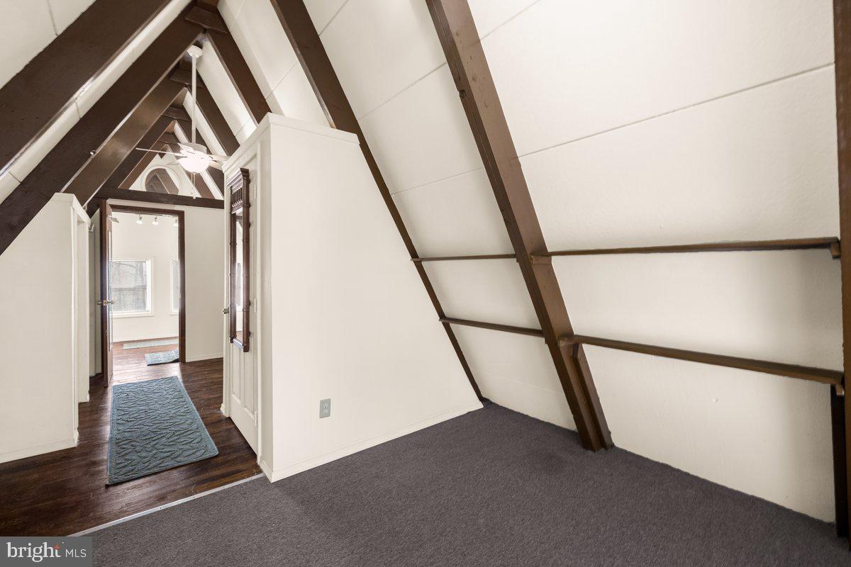 SHAWNEELAND - Residential