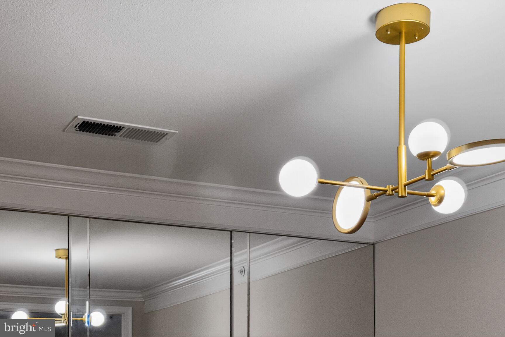 GATES OF MCLEAN - Residential