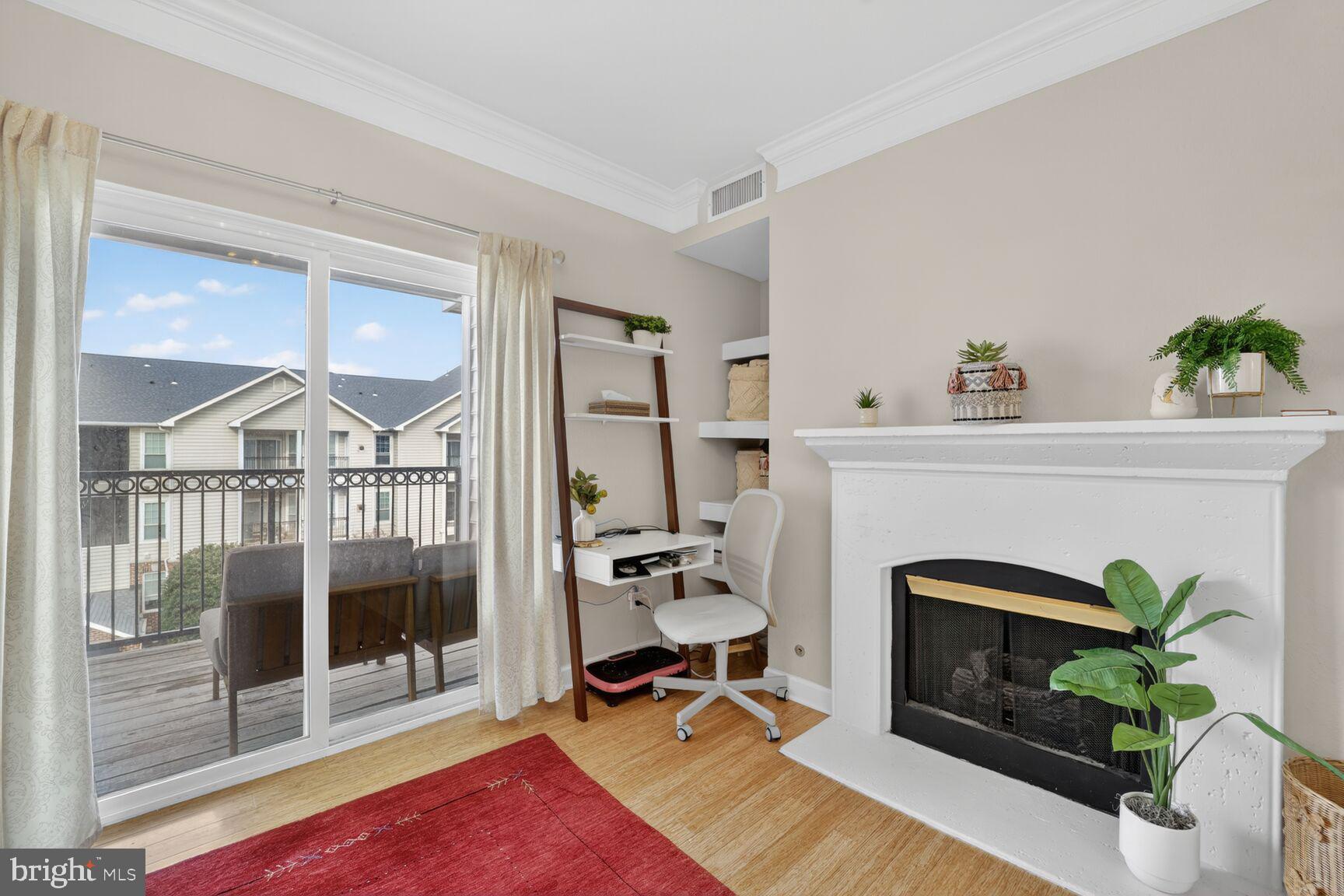 1601 SPRING GATE DRIVE 1411