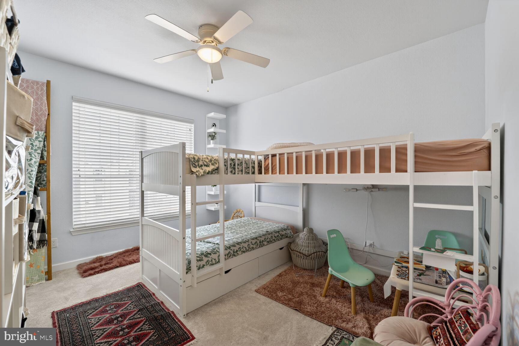 GATES OF MCLEAN - Residential