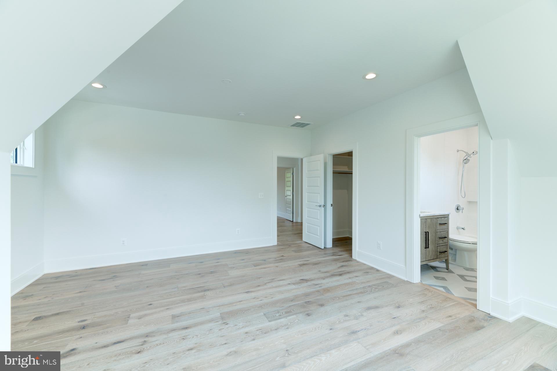 WESTMORE GARDENS - Residential