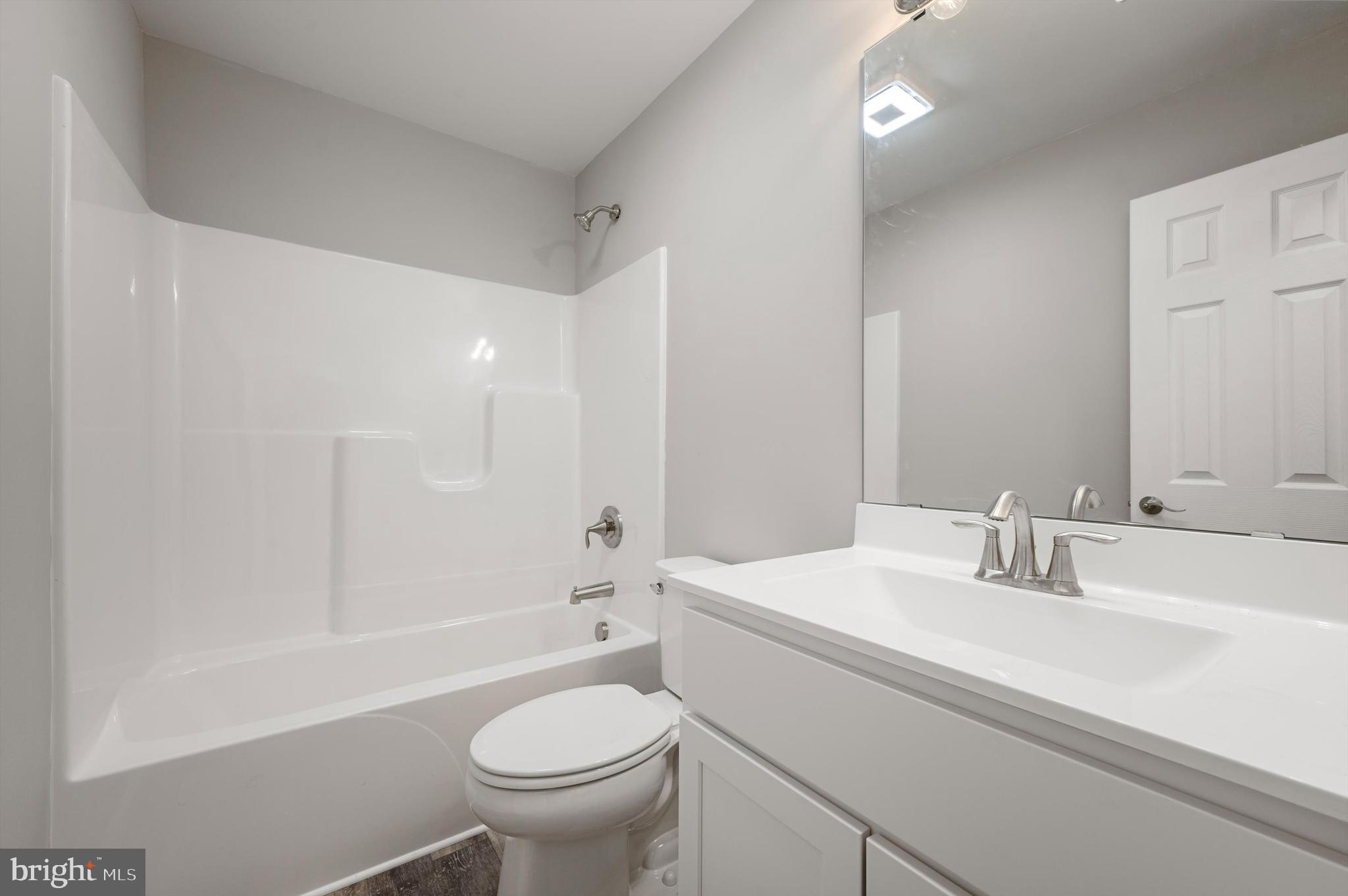 MOHR'S LANDING - Residential