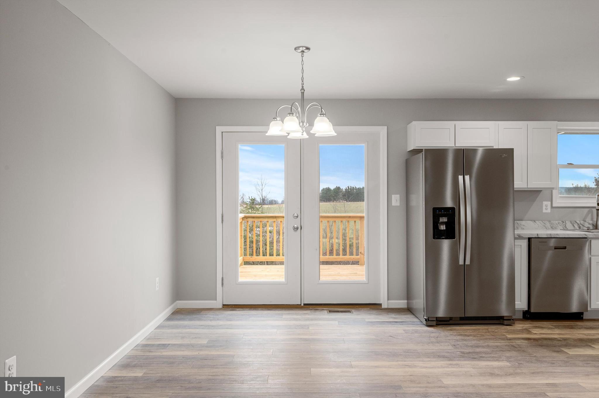 MOHR'S LANDING - Residential