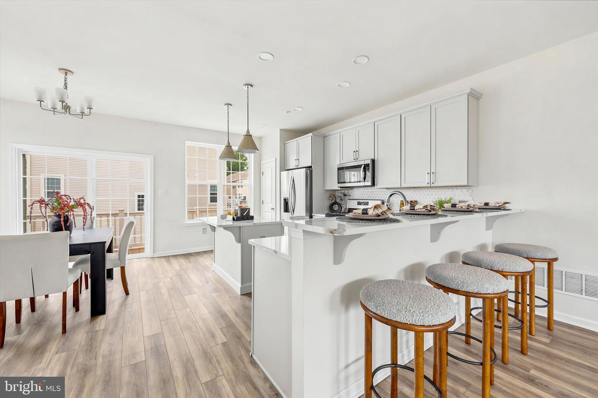 KENNETT POINTE - Residential