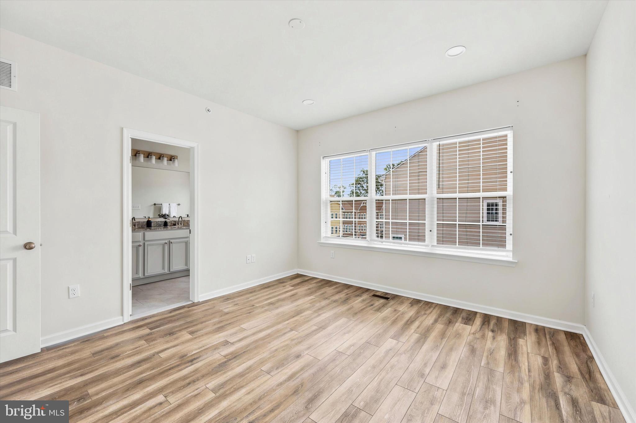 KENNETT POINTE - Residential
