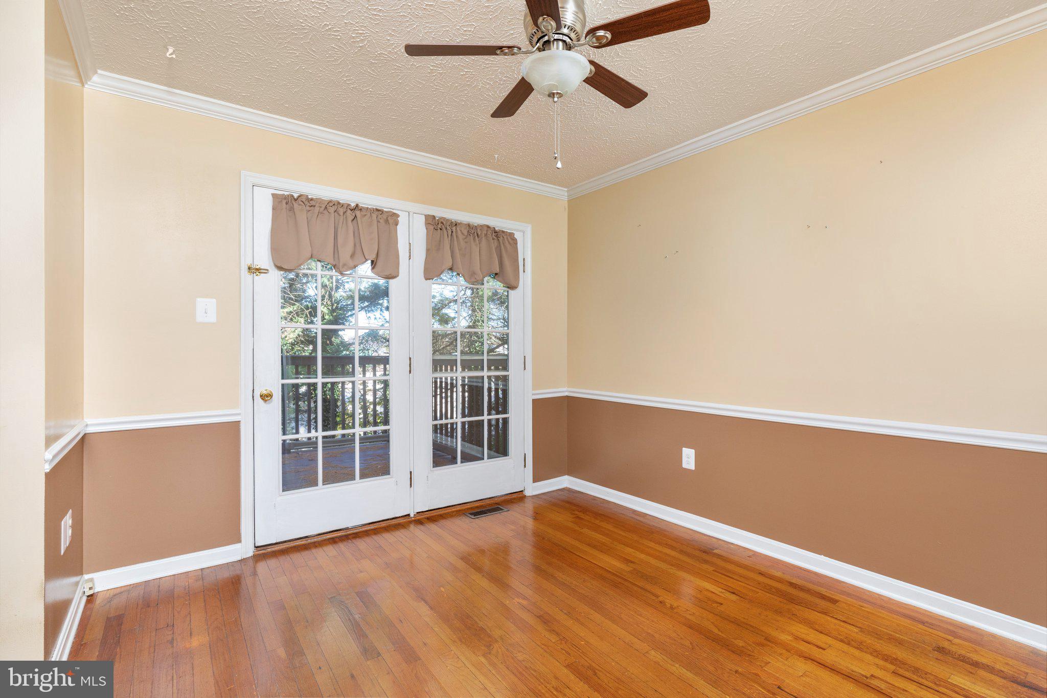 TUDOR SQUARE - Residential Lease