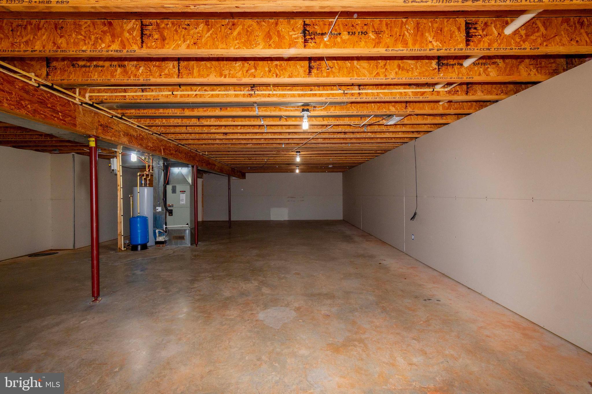 BRIDLEWOOD - Residential