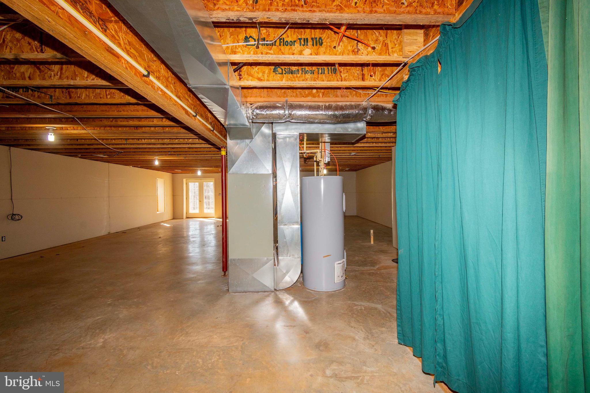 BRIDLEWOOD - Residential