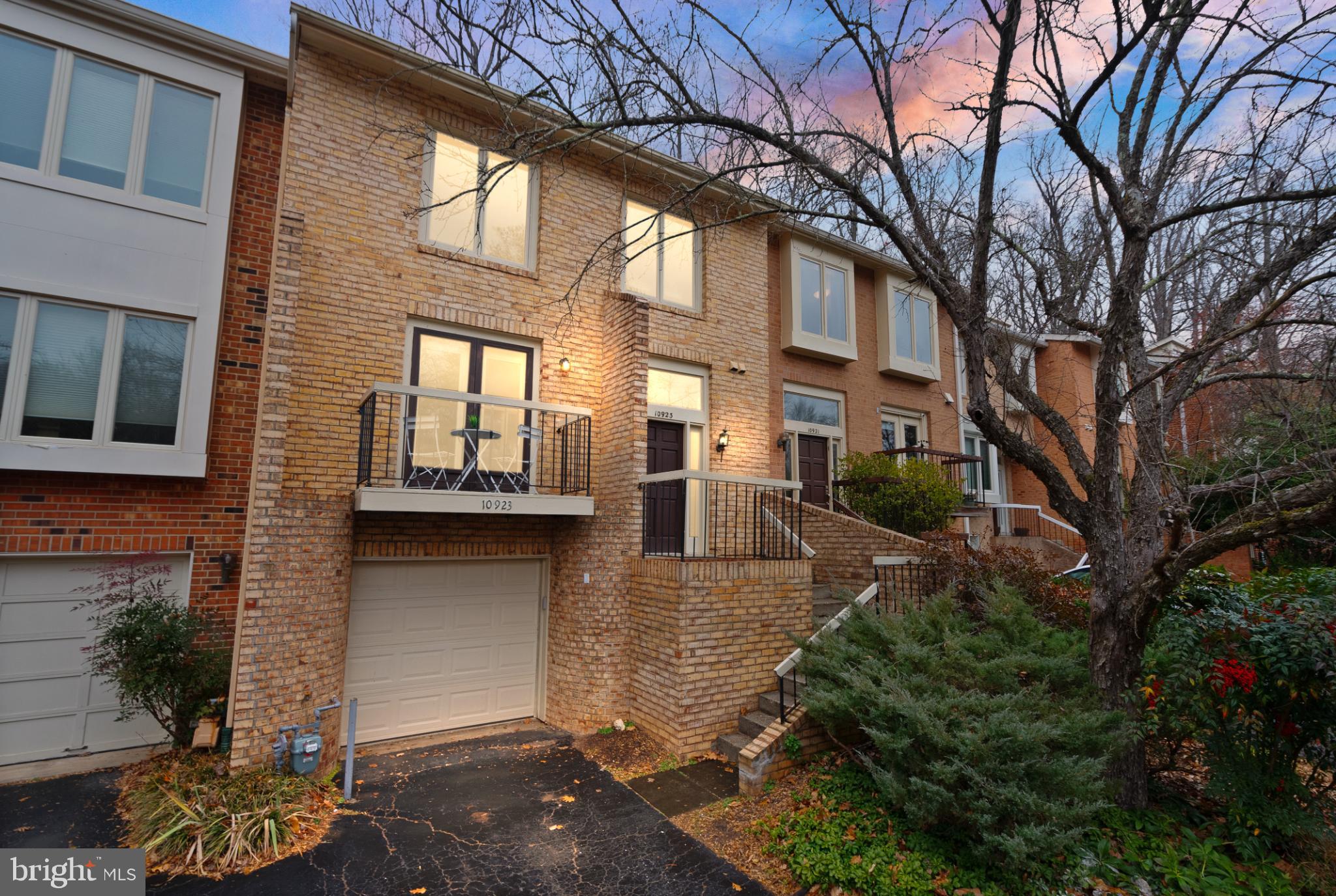 FAWSETT FARMS MANOR - Residential