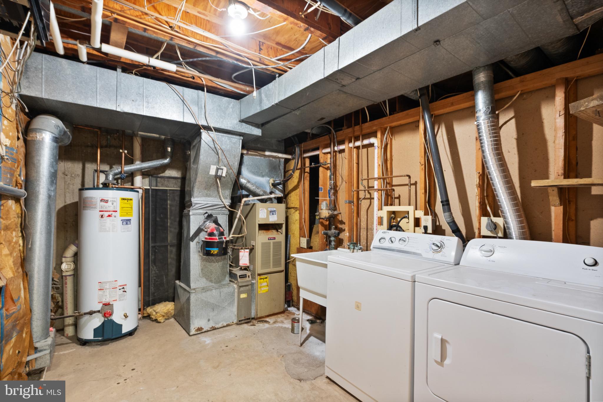 FAWSETT FARMS MANOR - Residential