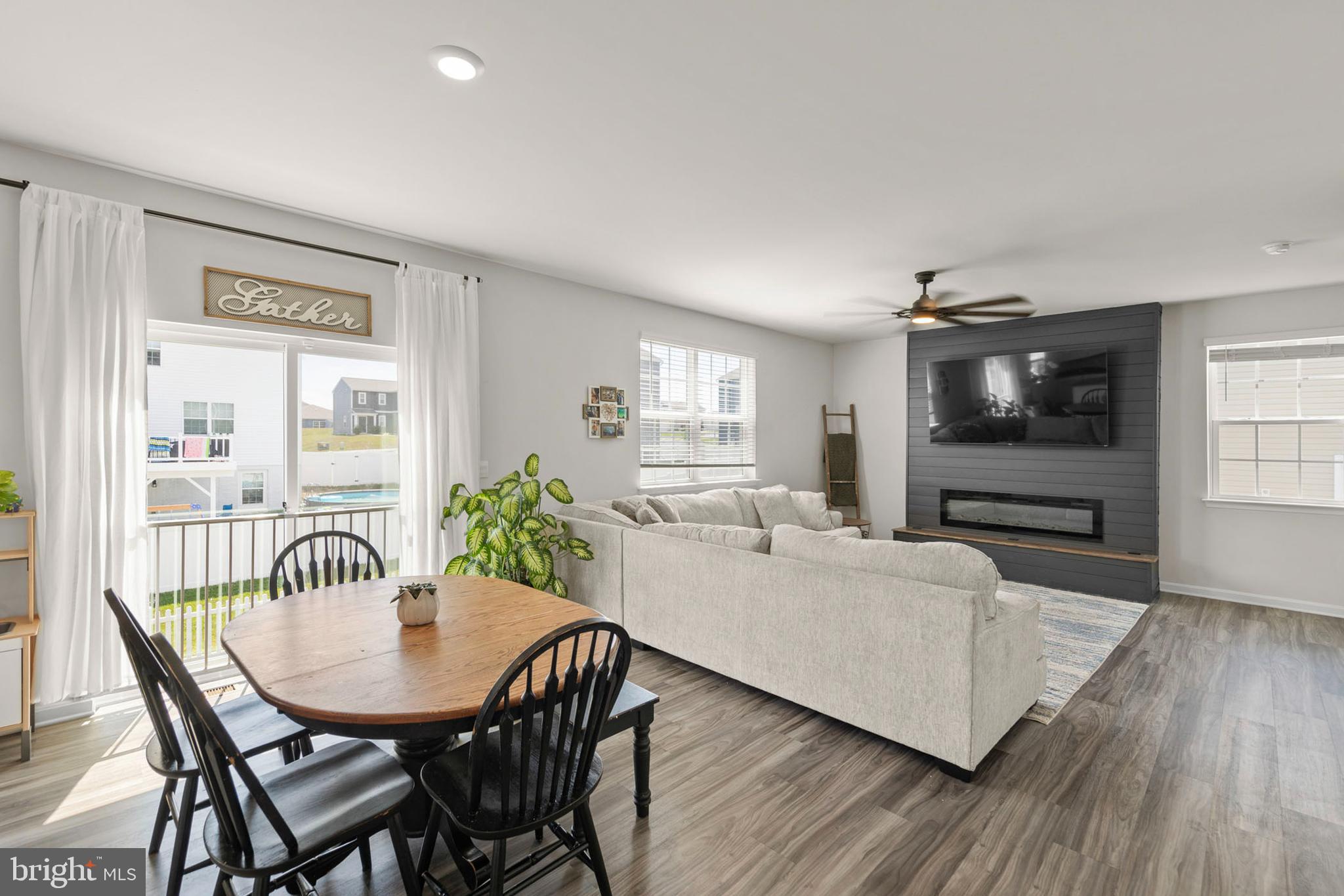 MAGNOLIA SPRINGS - Residential