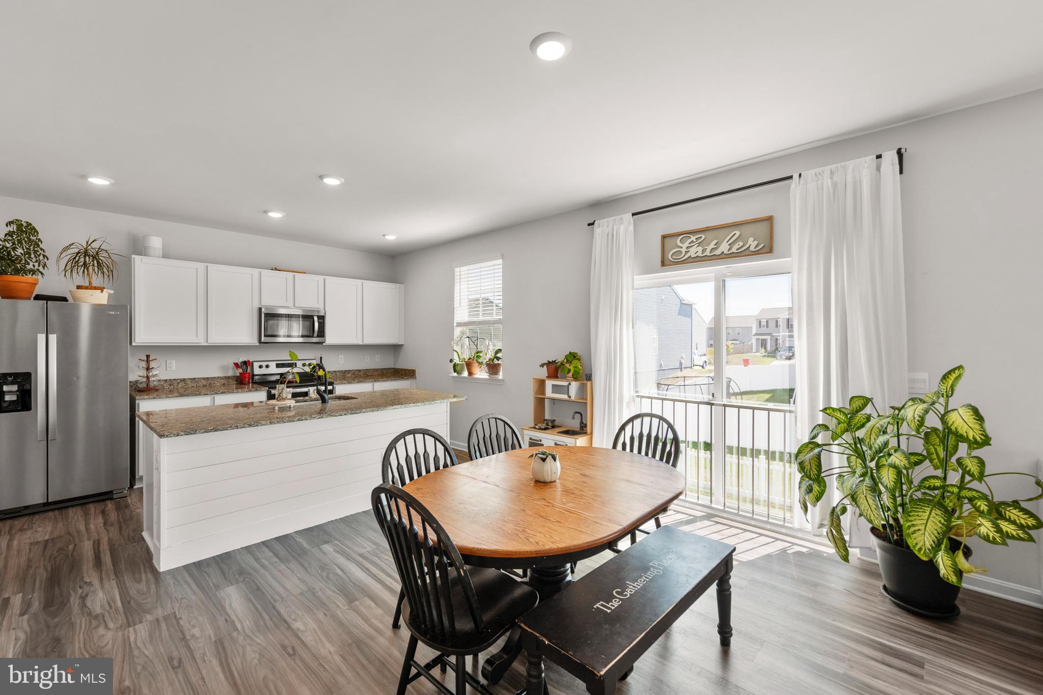 MAGNOLIA SPRINGS - Residential