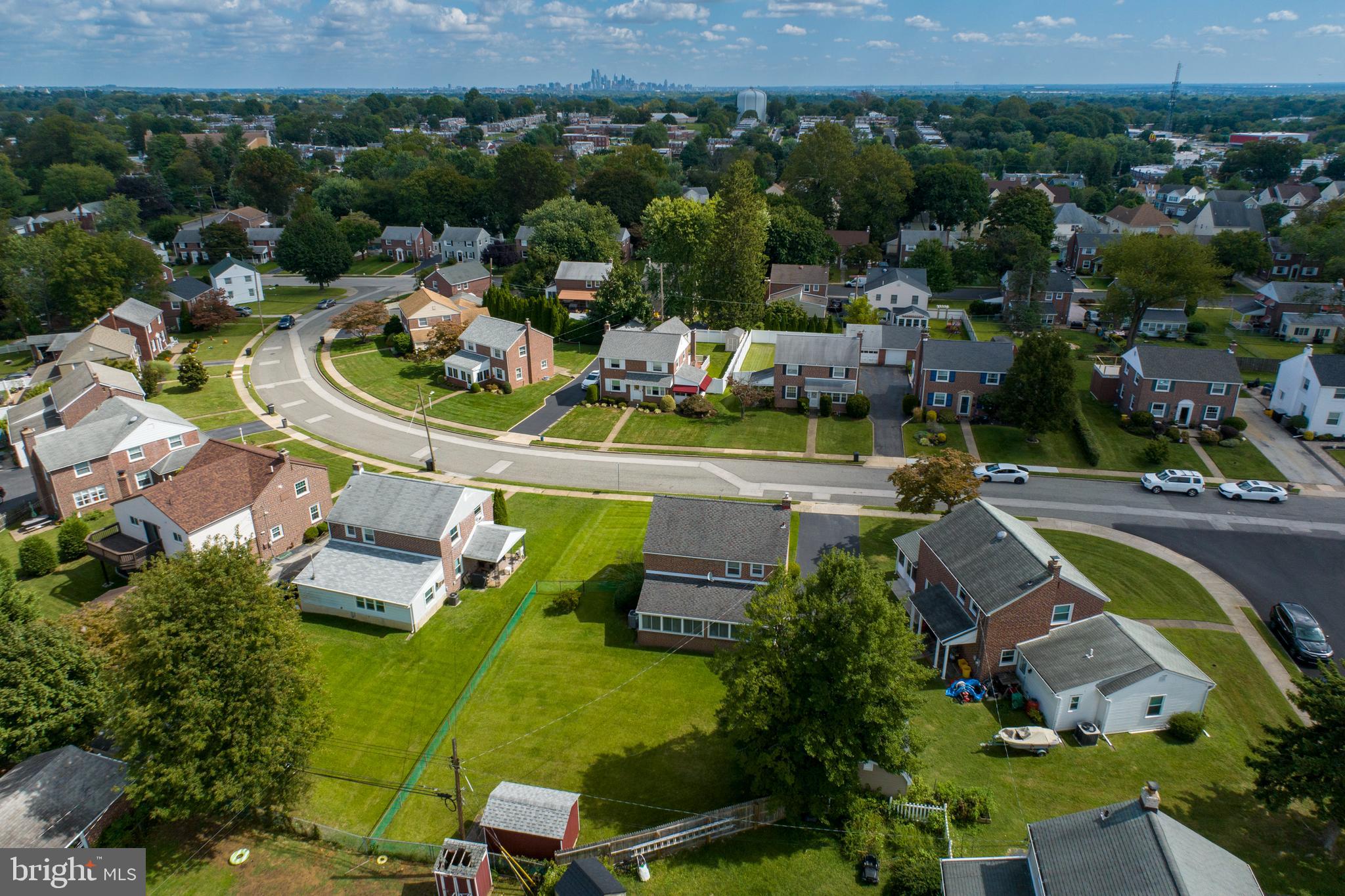 COLONIAL PARK - Residential